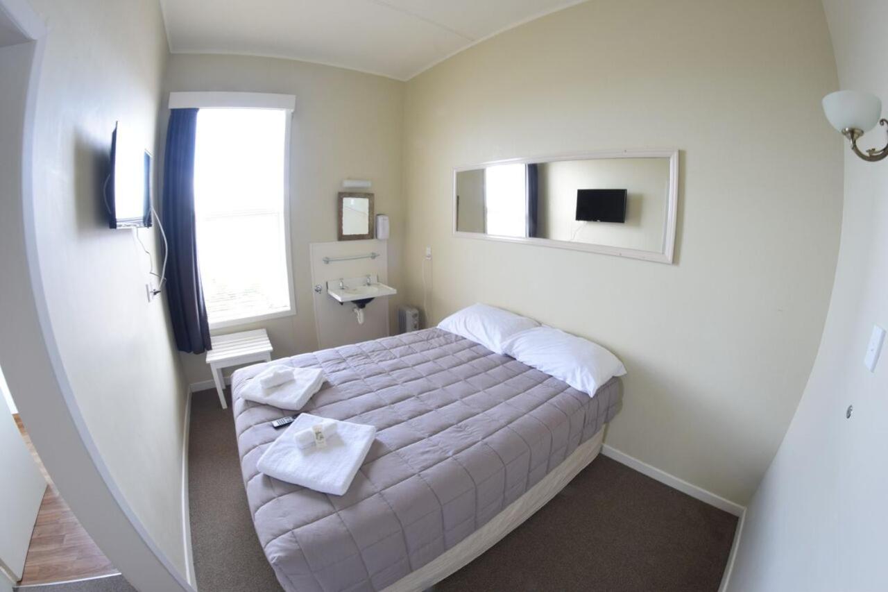 Double Room with Private Bathroom photo 3