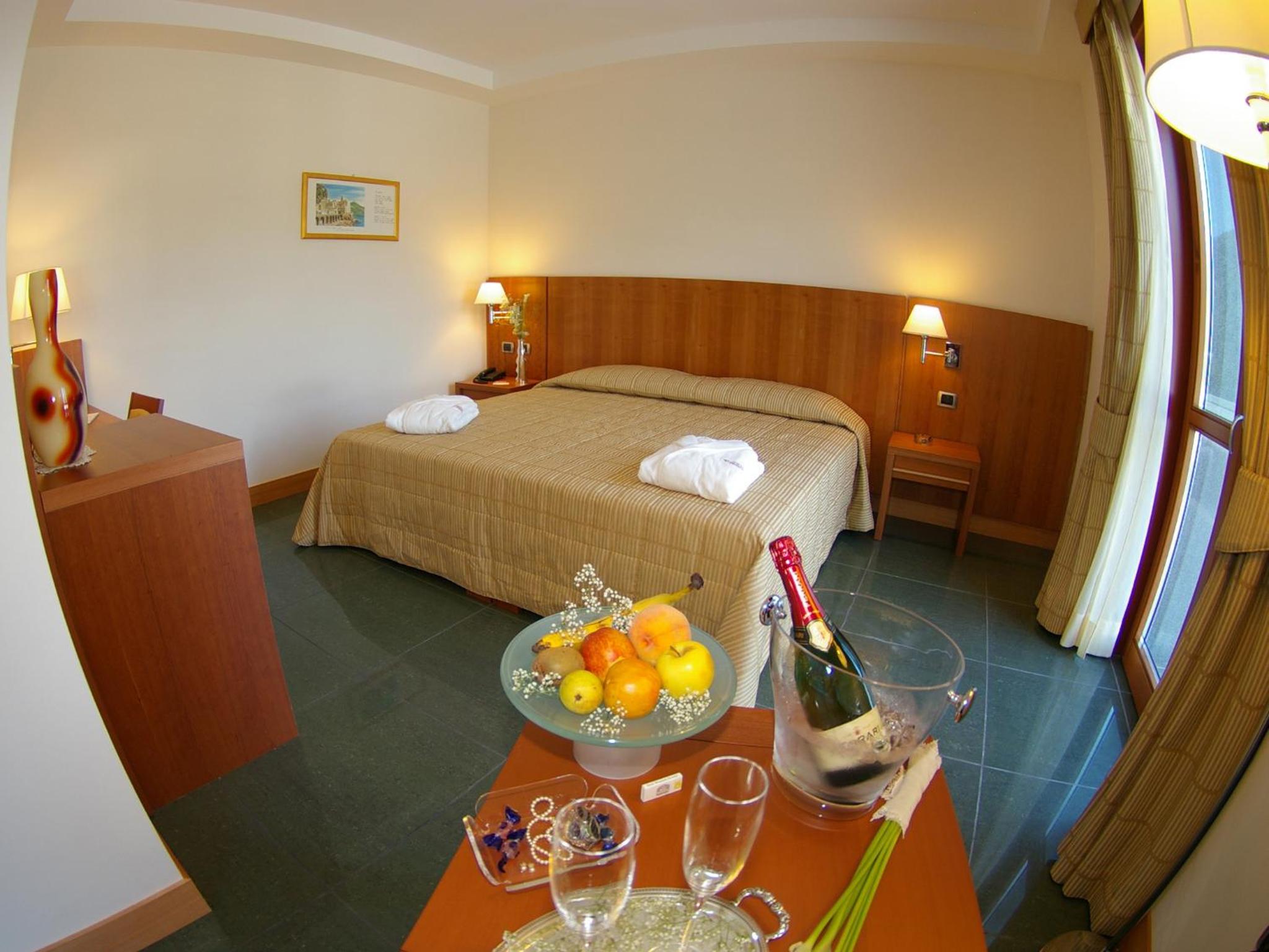 Superior Double Room (1 Adult) - Photo 2