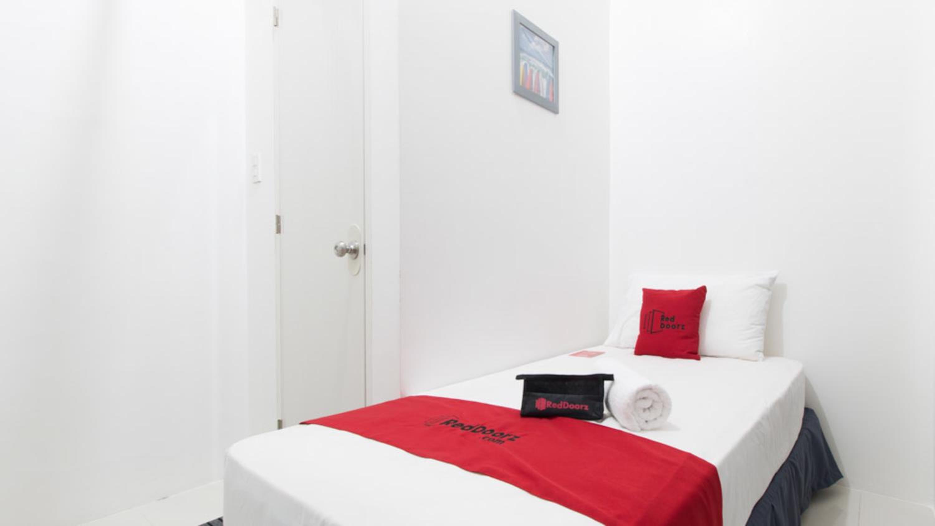 Standard Double Room - Photo 5
