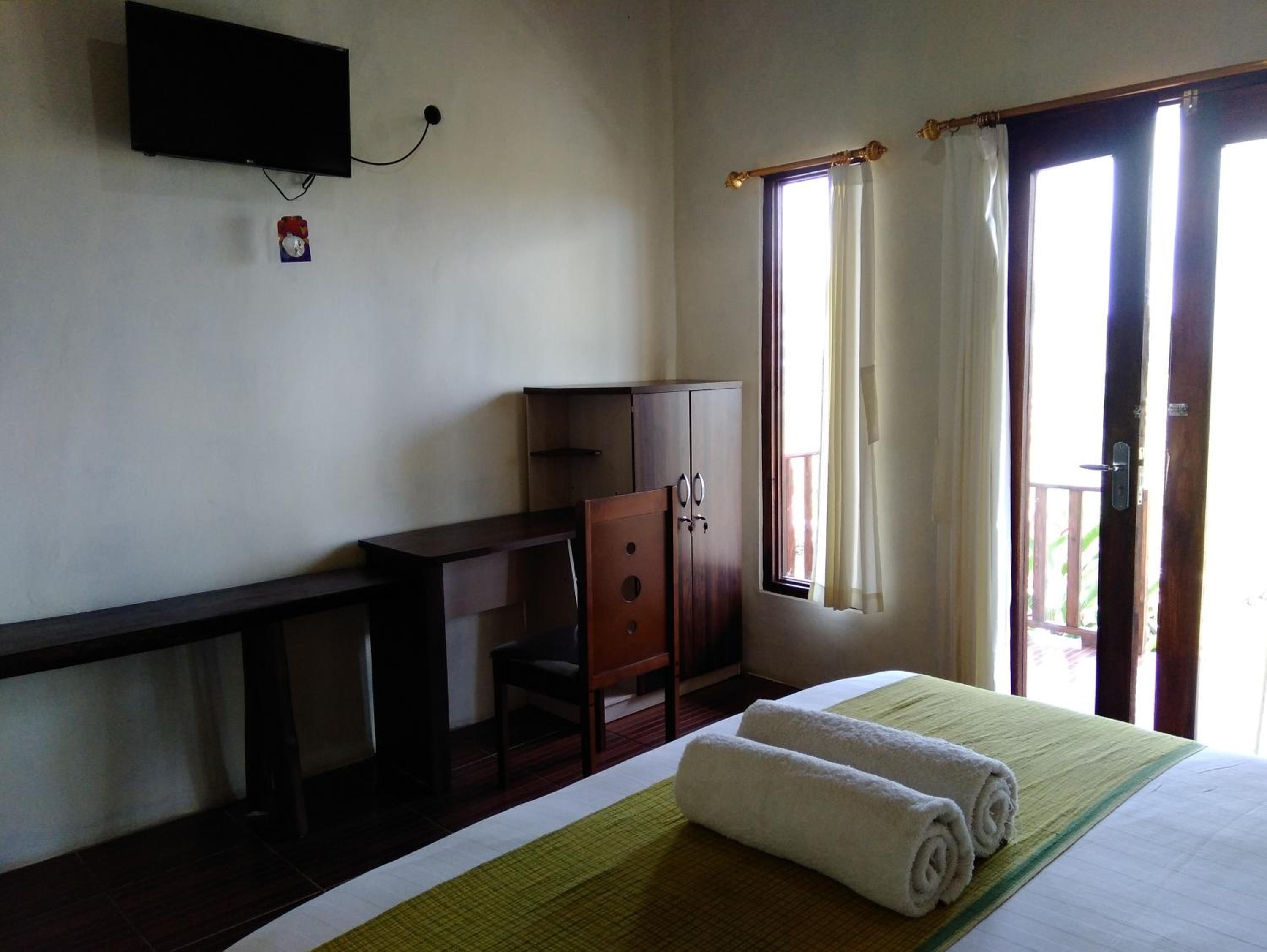 Double Room with Mountain View - Photo 18