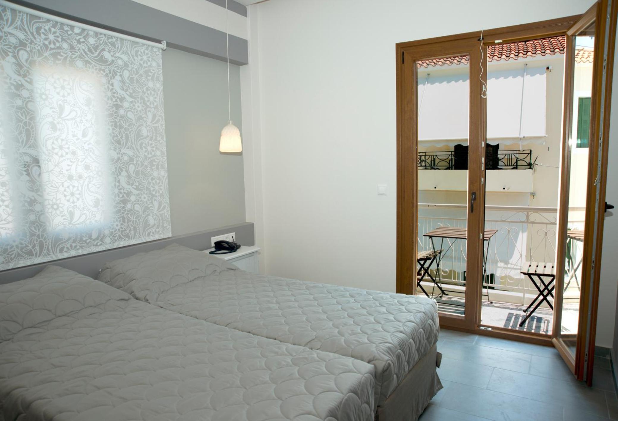 Suite with City View photo 2