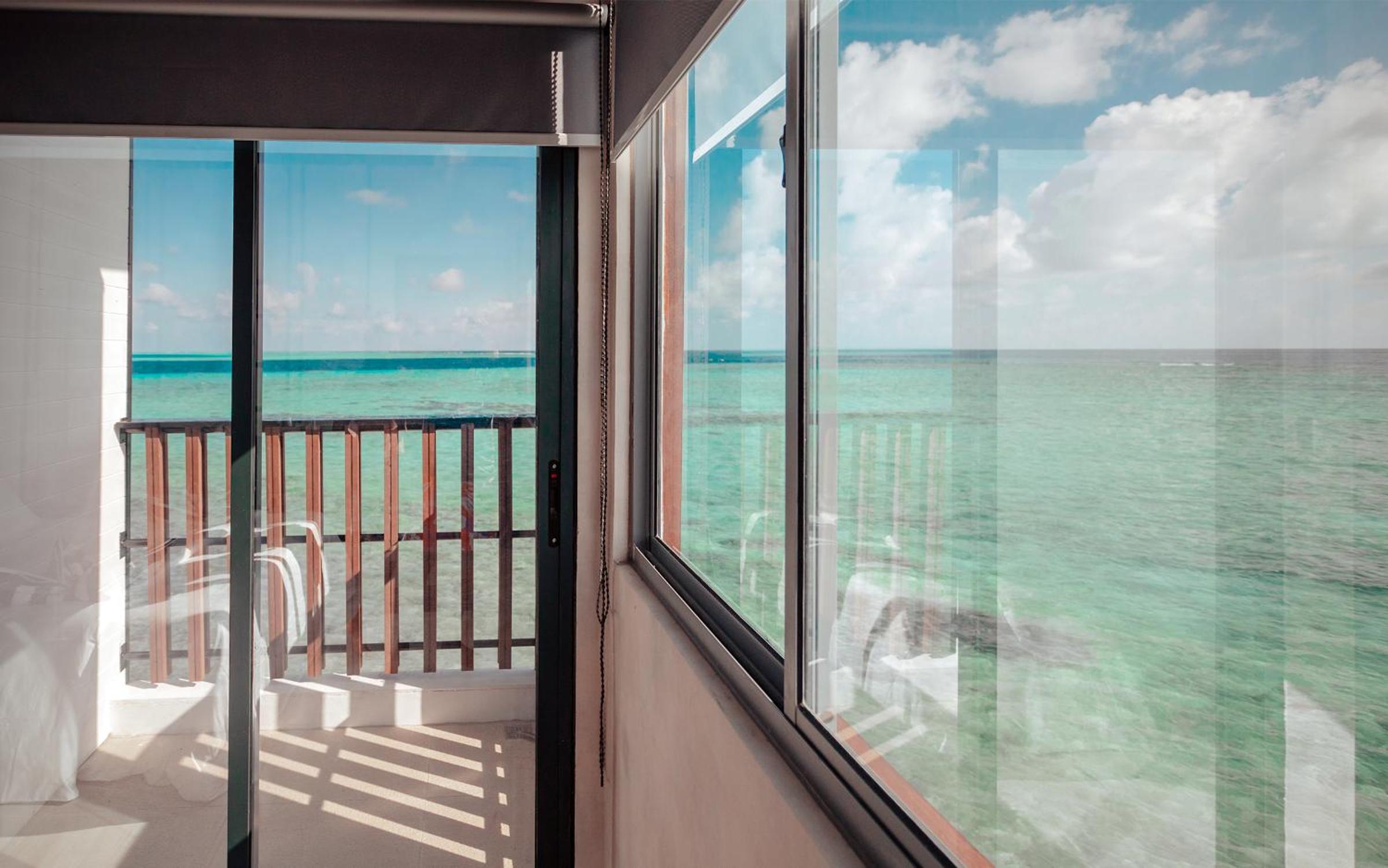 Double Room with Balcony and Sea View photo 3