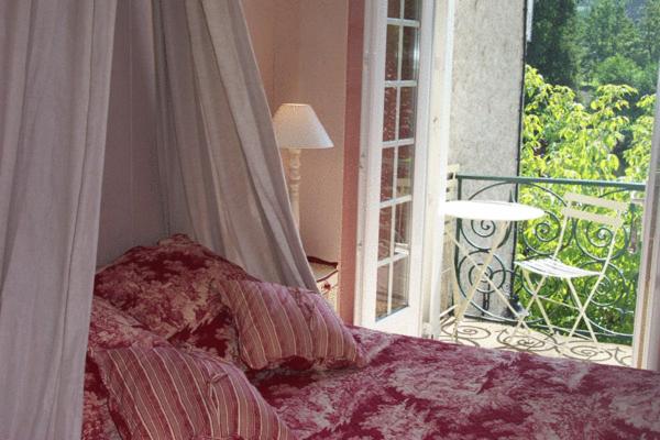 Standard Double Room - Photo 5