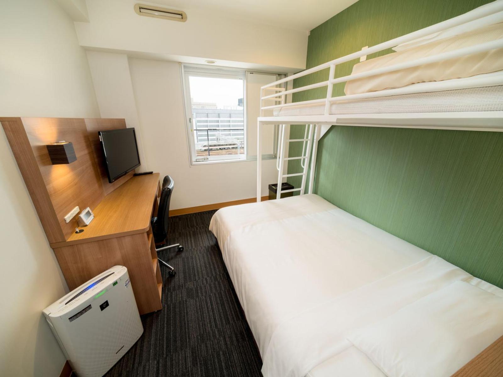 Connecting Room with Super Room - Non-Smoking