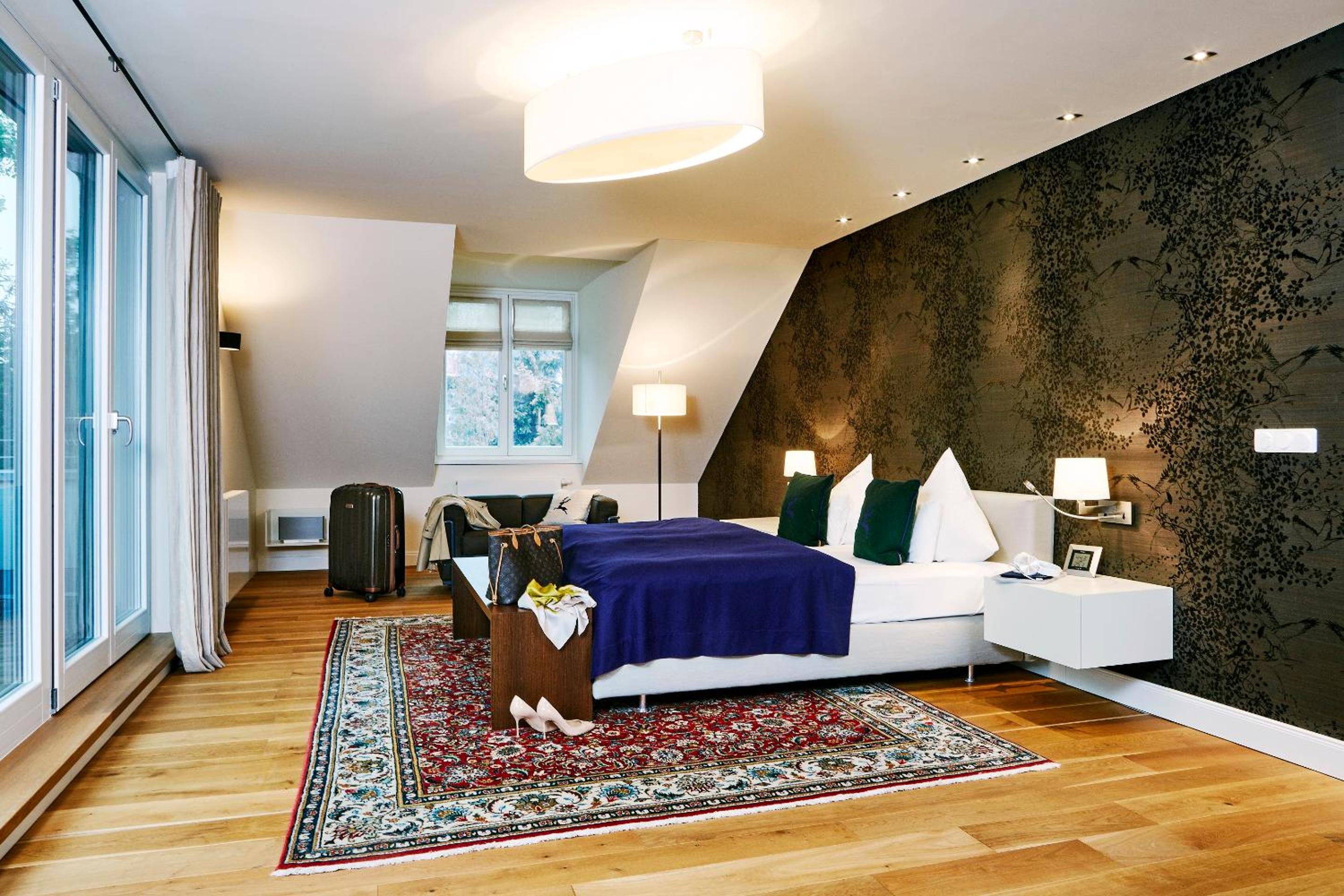 Deluxe Apartment photo 2