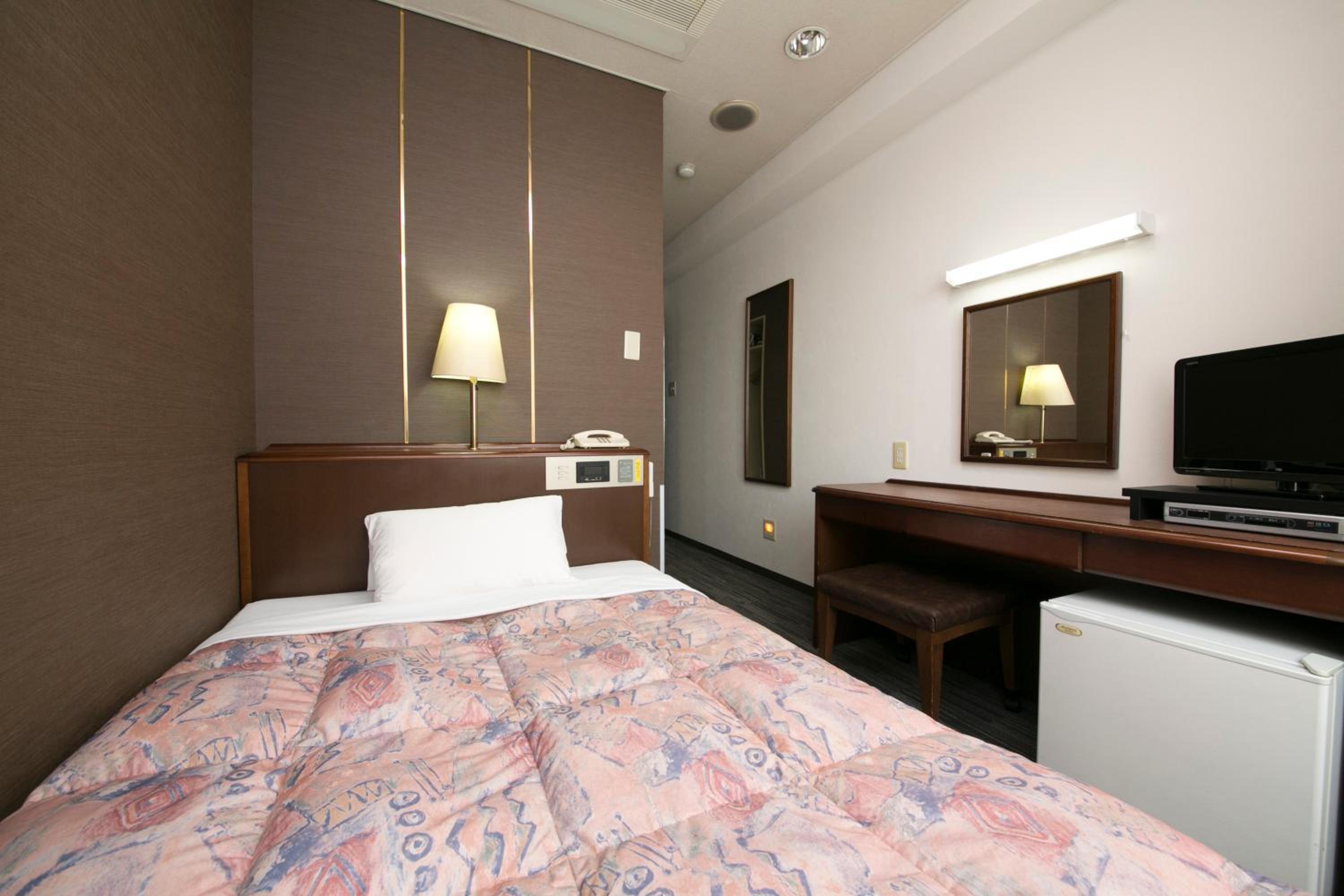 Single Room - Non-Smoking - Photo 4