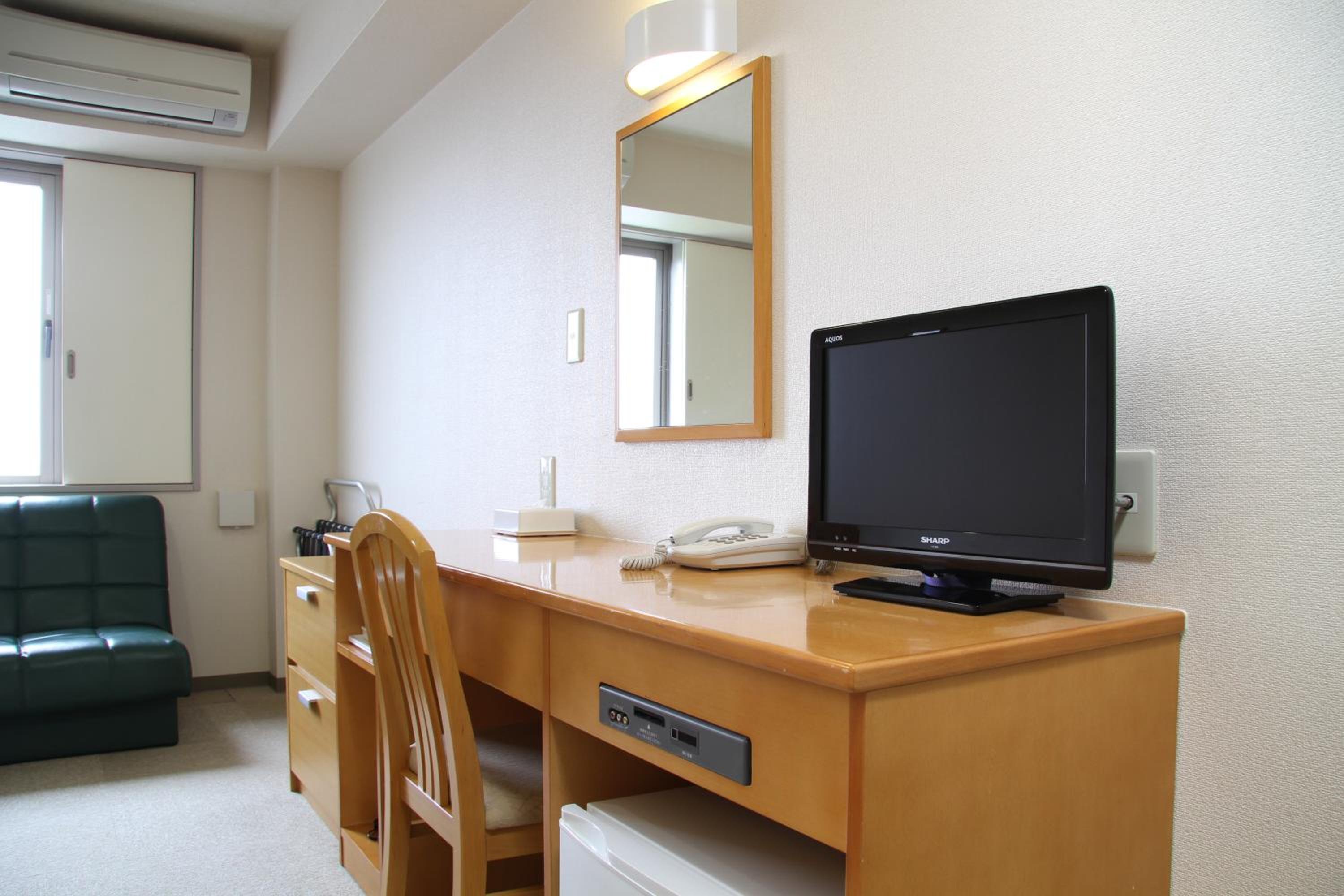 Standard Double Room for Single Use - Non-Smoking - Photo 1