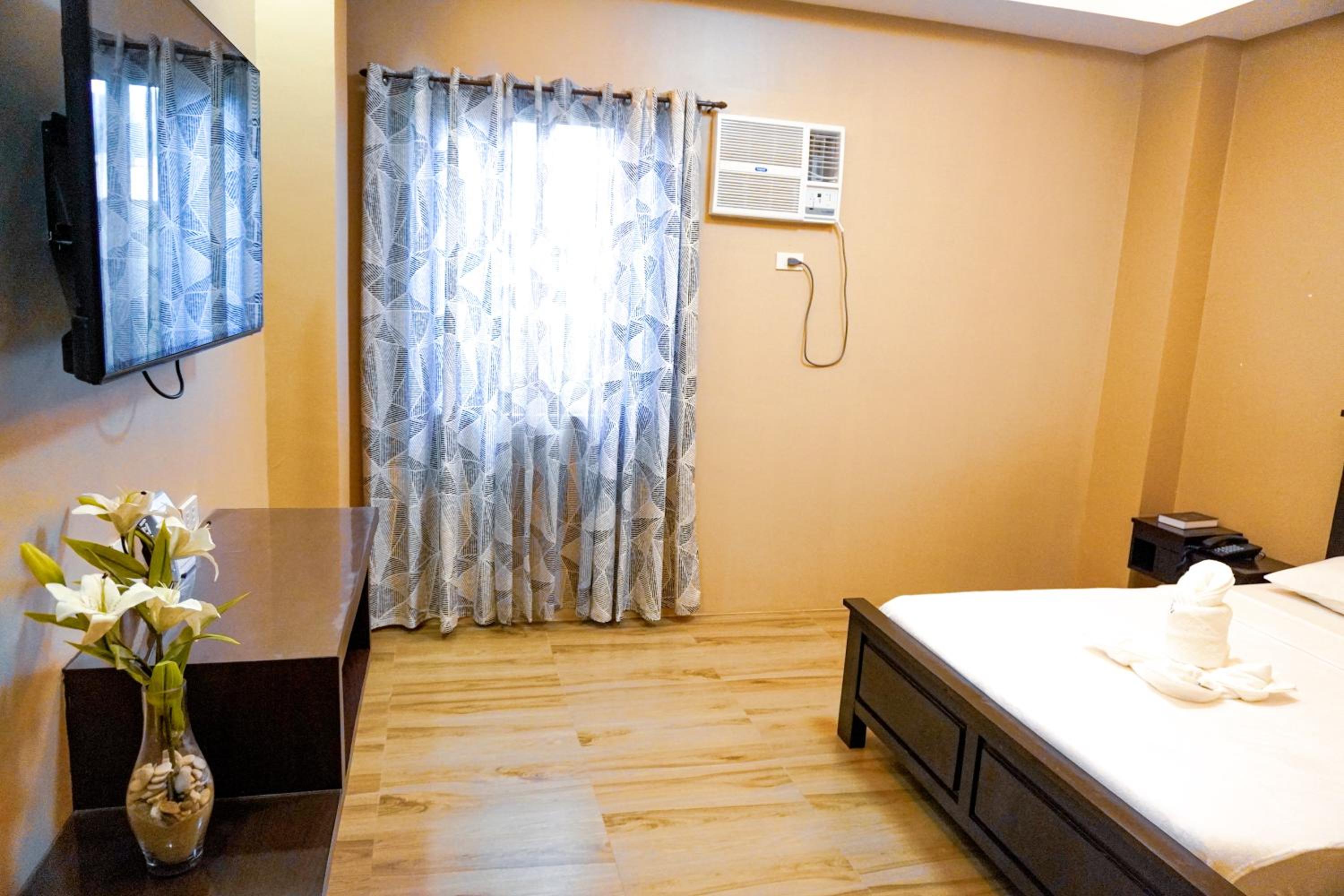 Standard Quadruple Room - Photo 4