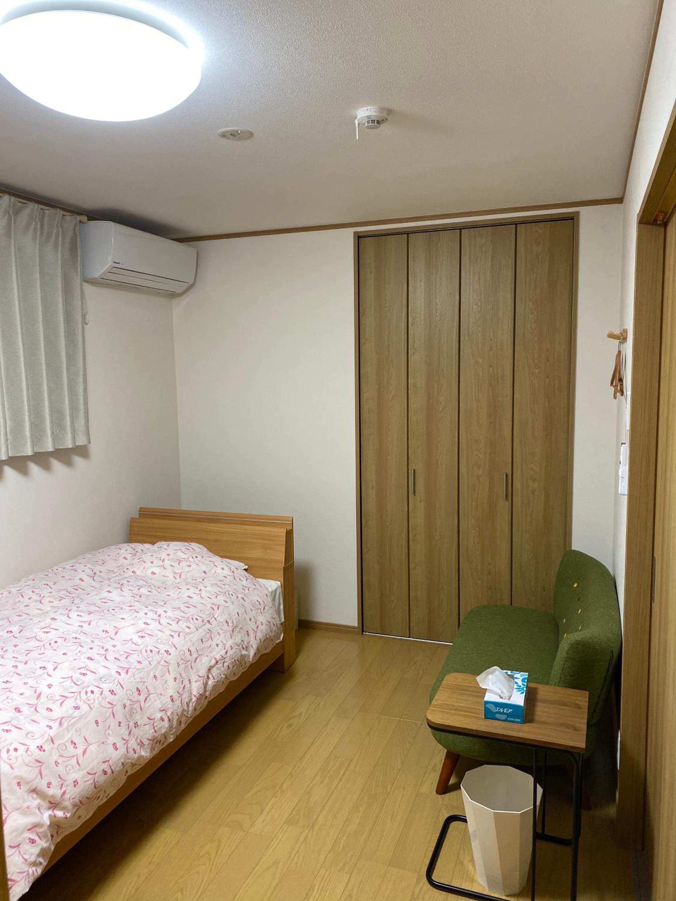 Economy Triple Room - Photo 1