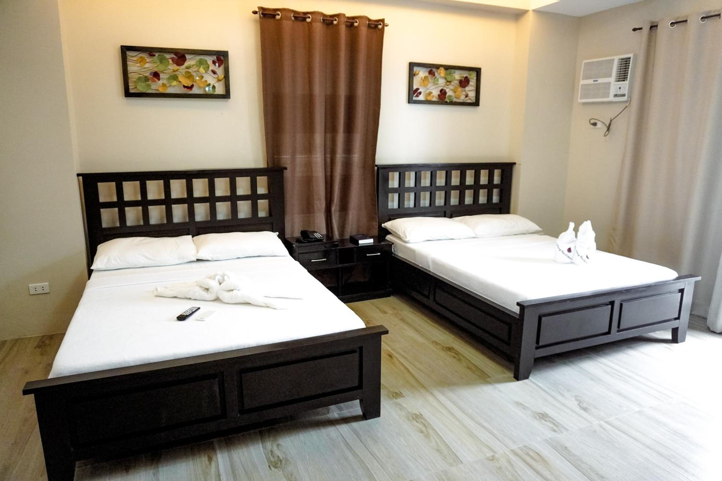Premium Quadruple Room - Photo 5
