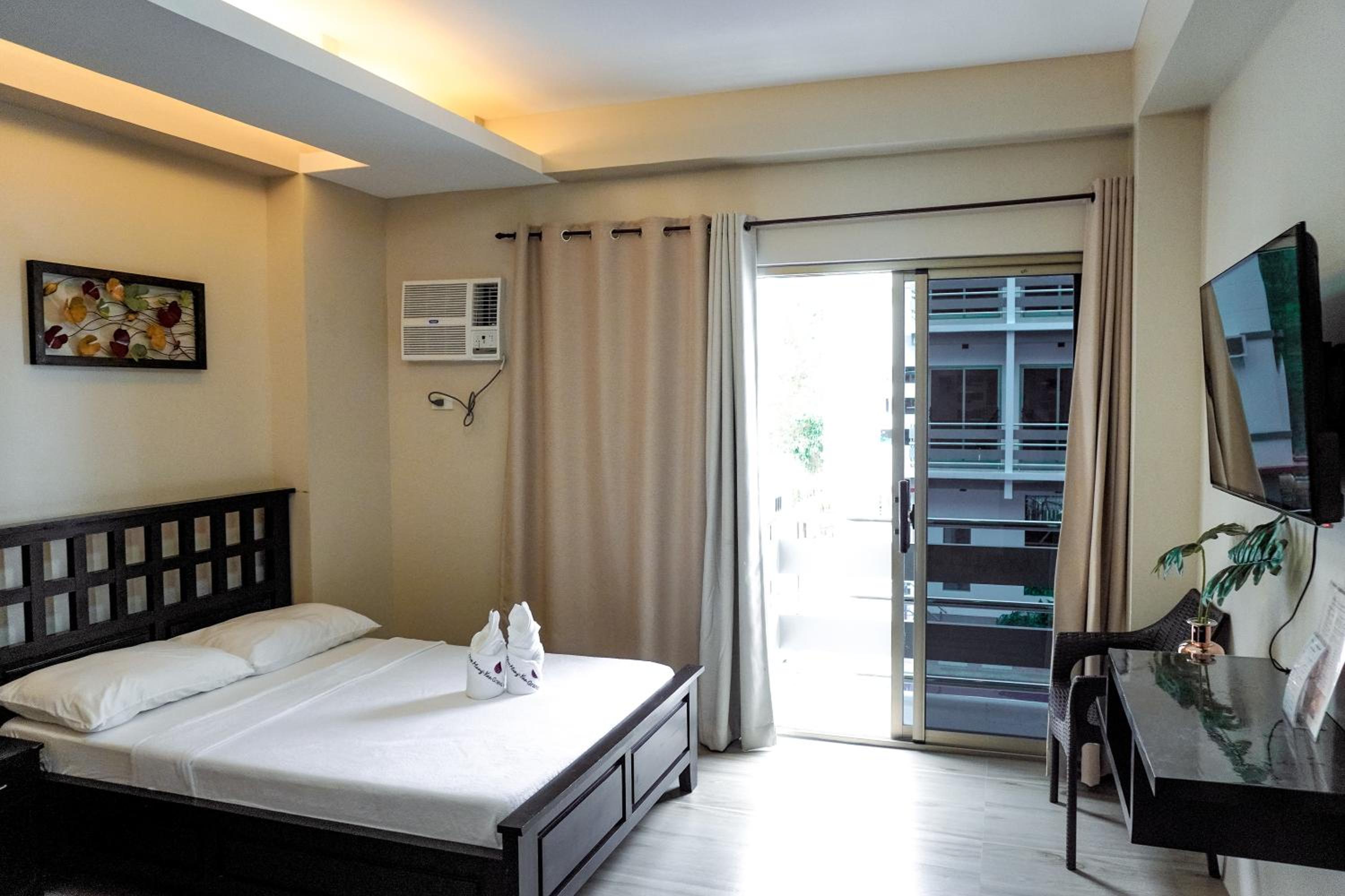 Premium Quadruple Room - Photo 2