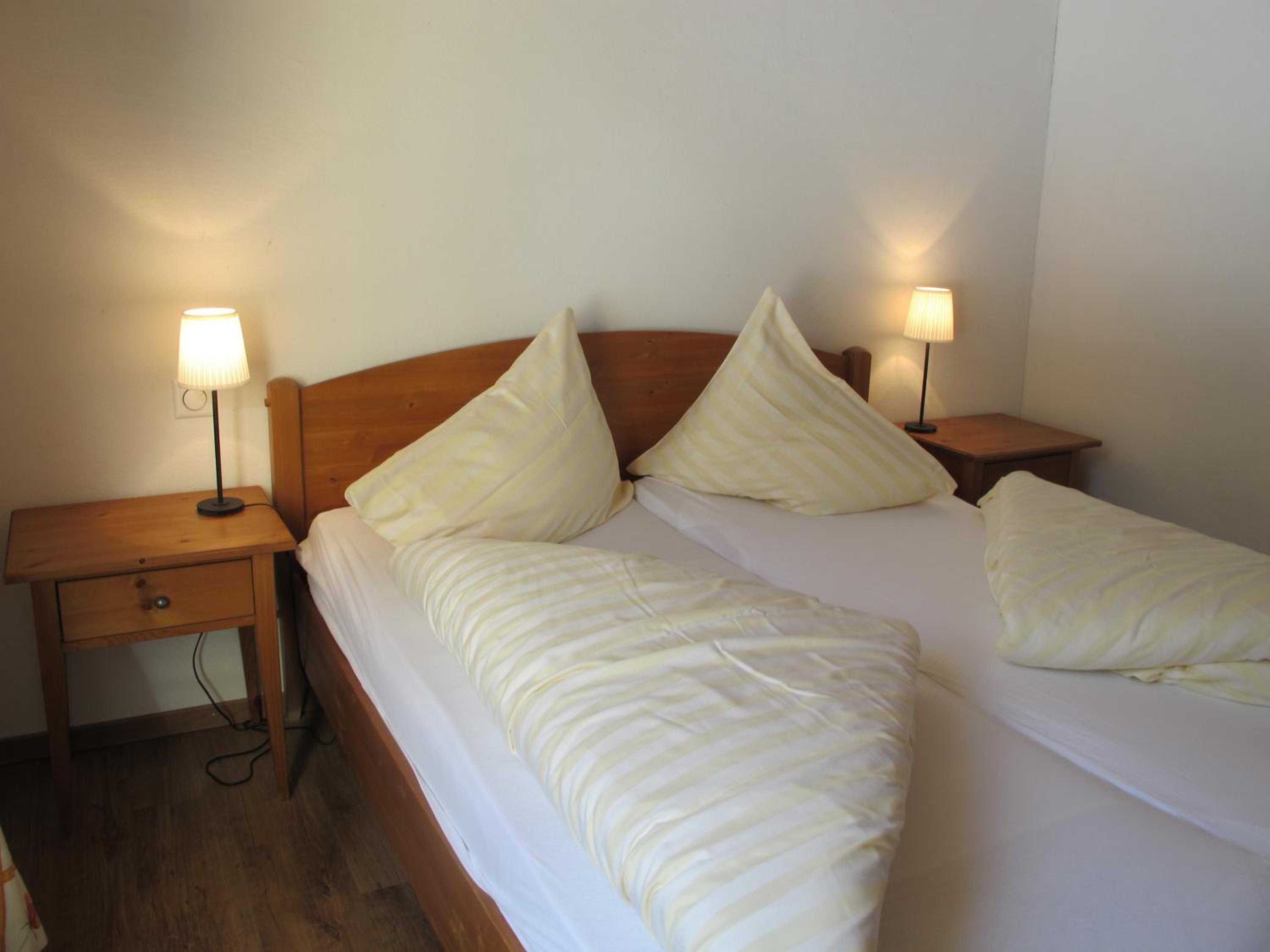 Standard Double Room - Photo 7