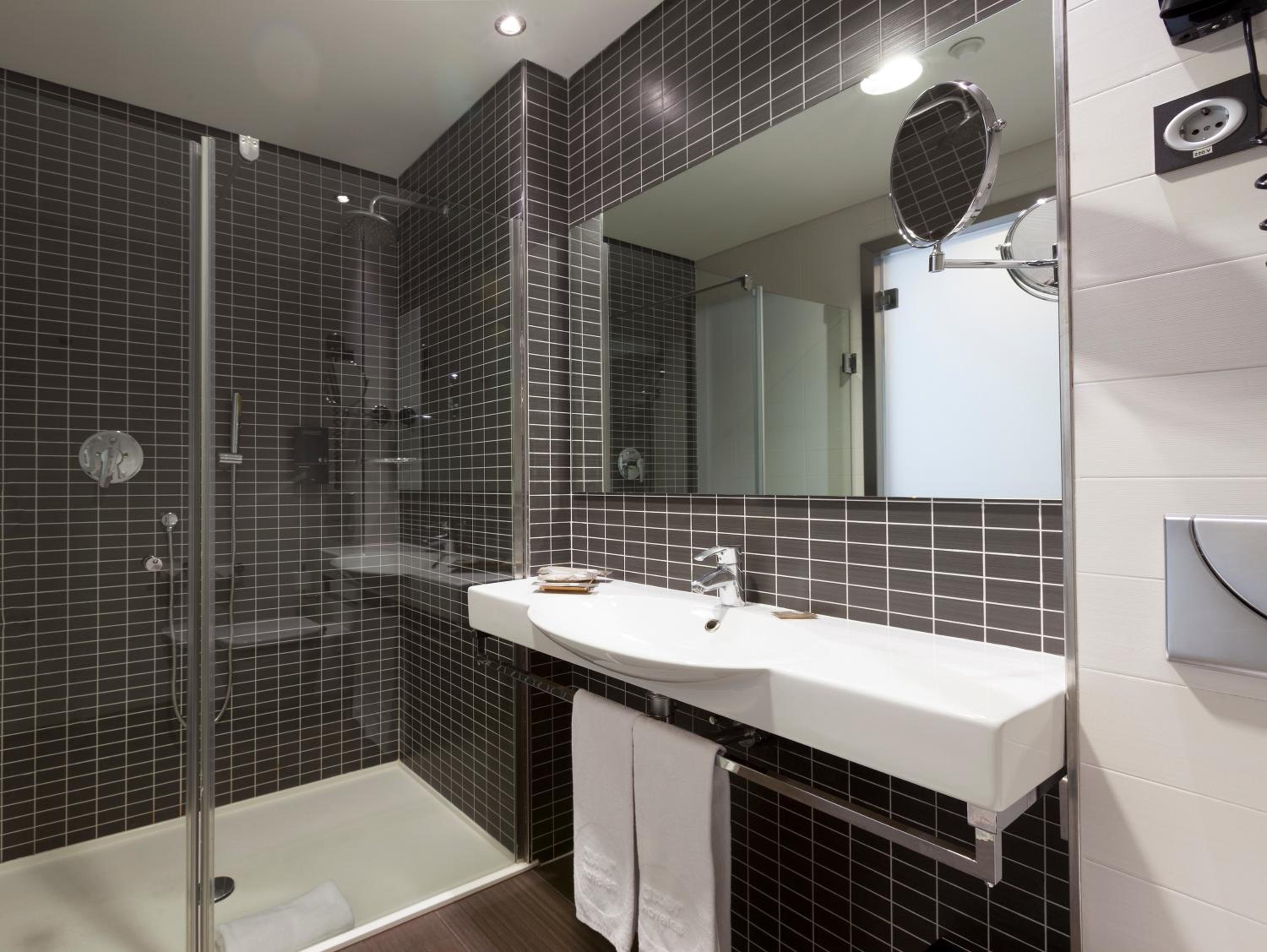 Double Room with Shuttle Service to Fairs and Congresses photo 2