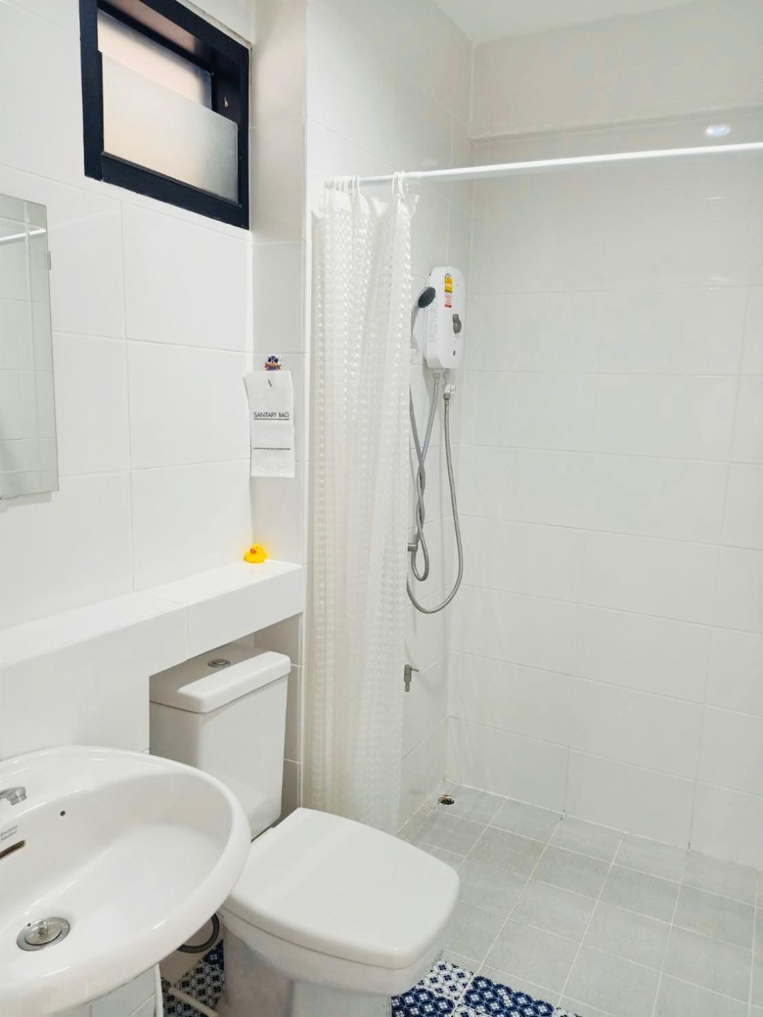 Standard Double Room - Photo 3