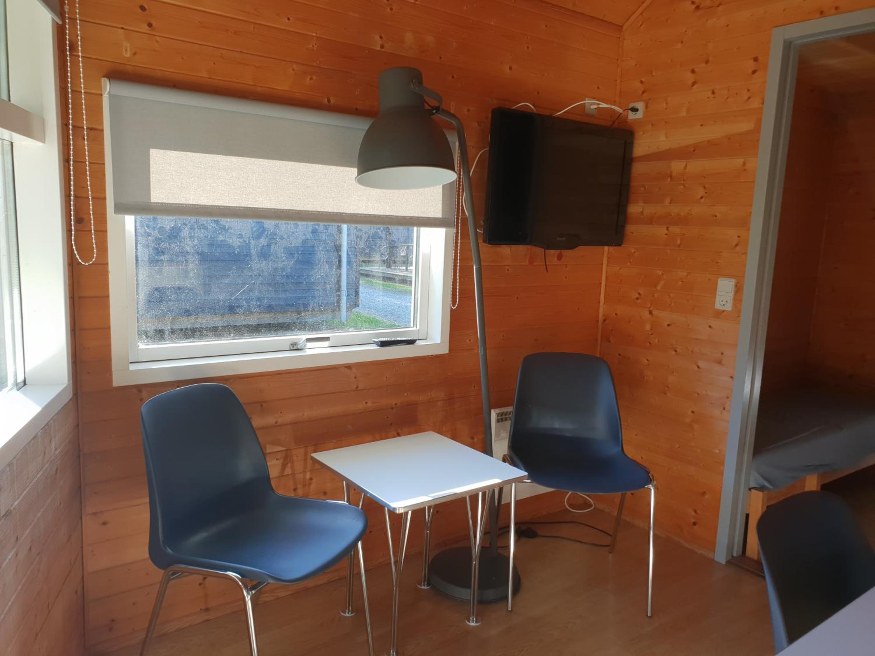 Luxury Cottage with Private Bathroom (6 Adults) photo 1