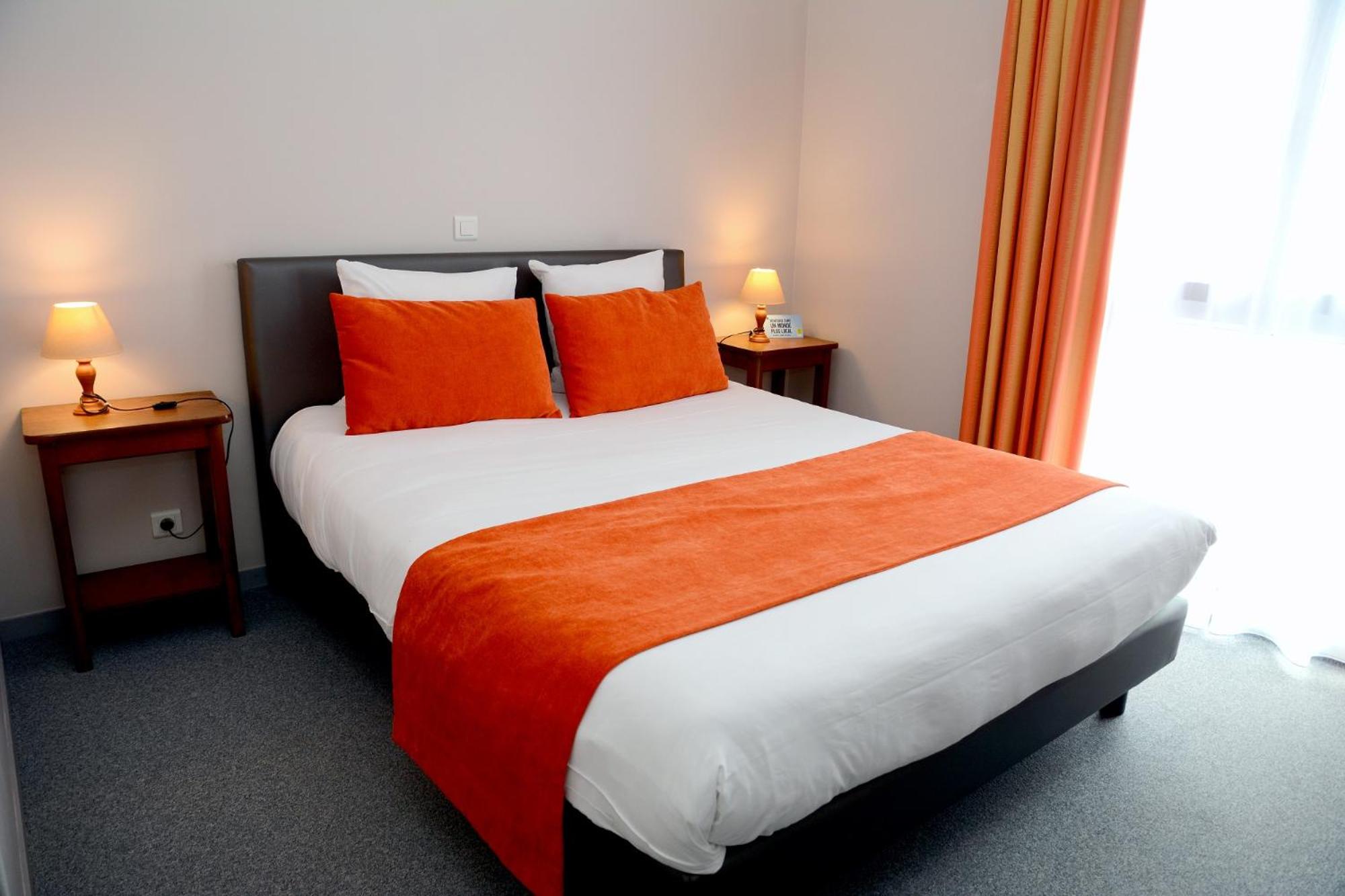 Double Room - Photo 1