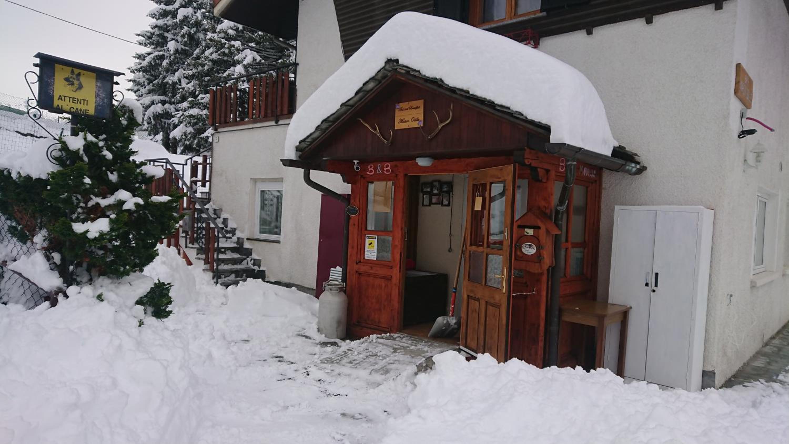 Double Room with Mountain View - Photo 10