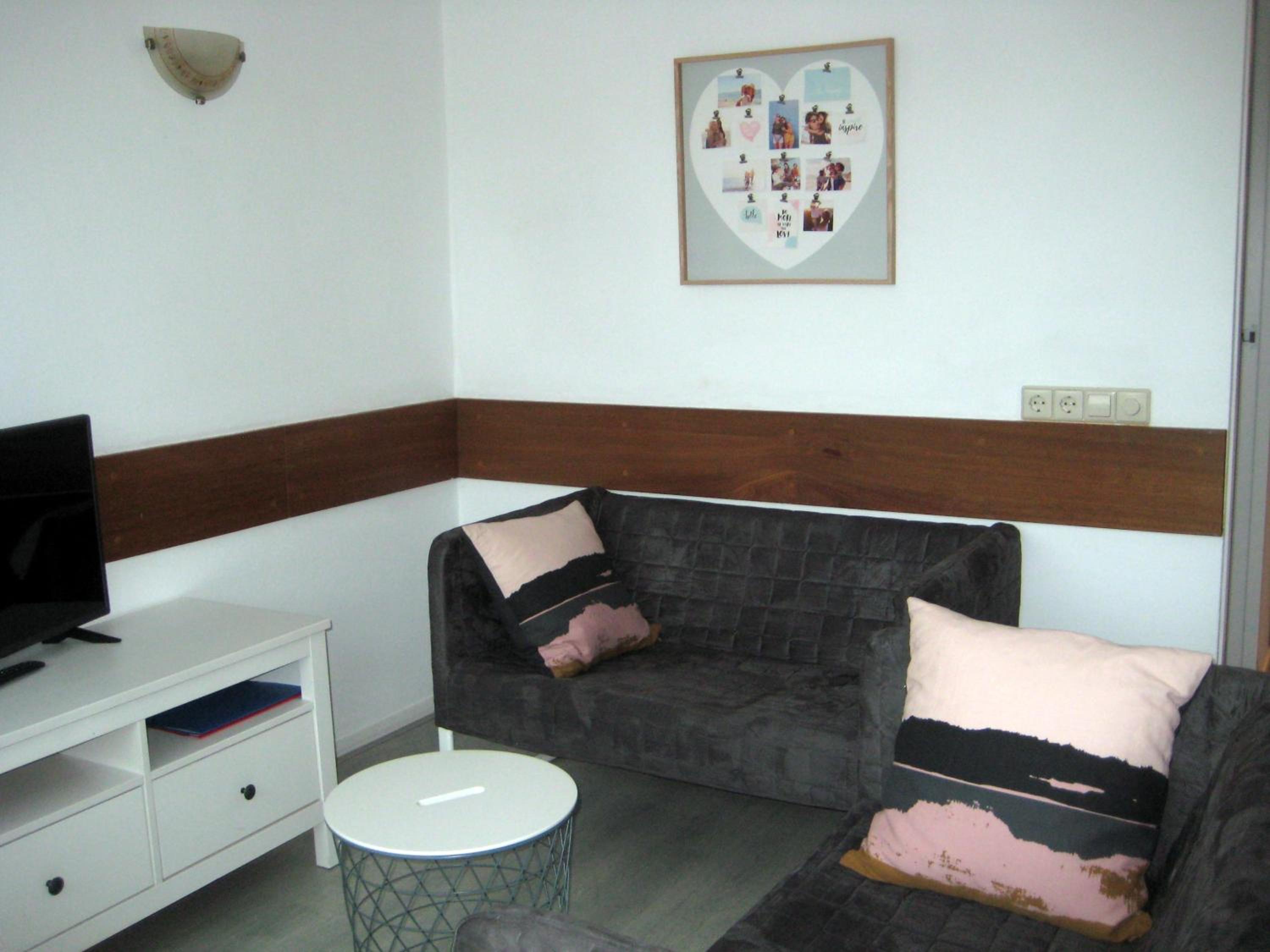 Apartment - Photo 2