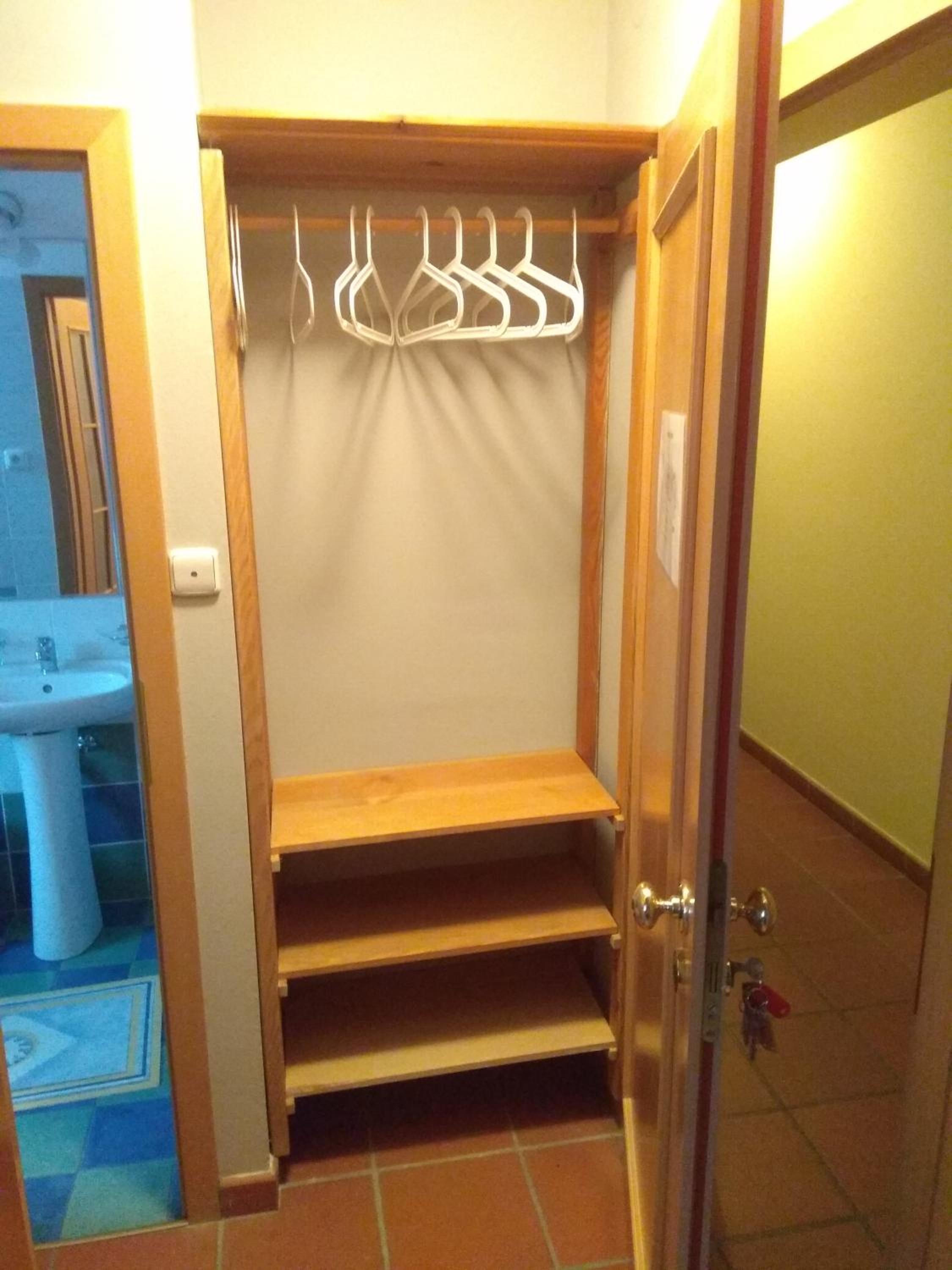 Twin Room with Shower photo 1