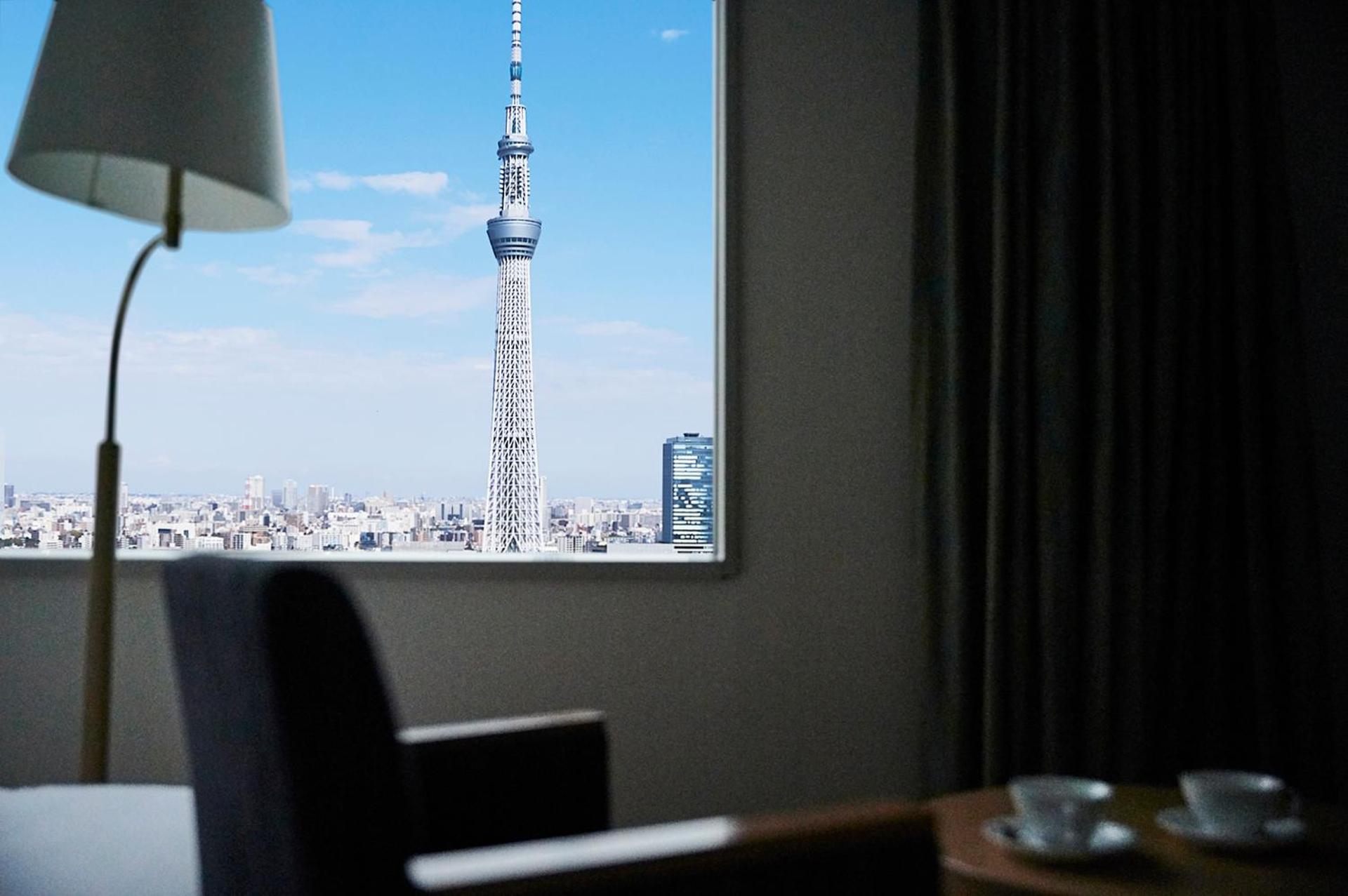 Corner Quadruple Room with Tokyo Sky Tree View - Non-Smoking thumbnail 6