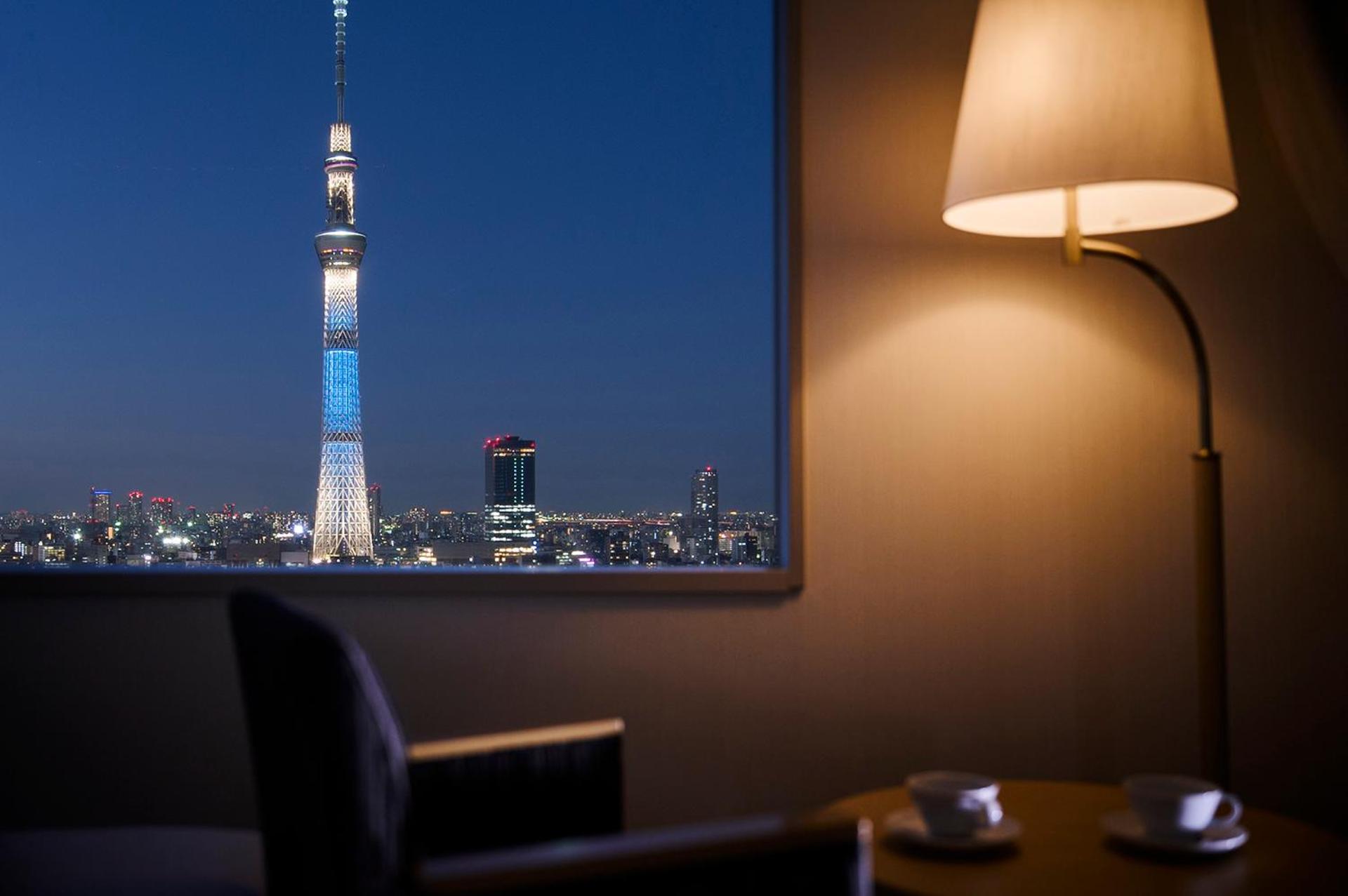 Corner Quadruple Room with Tokyo Sky Tree View - Non-Smoking thumbnail 5