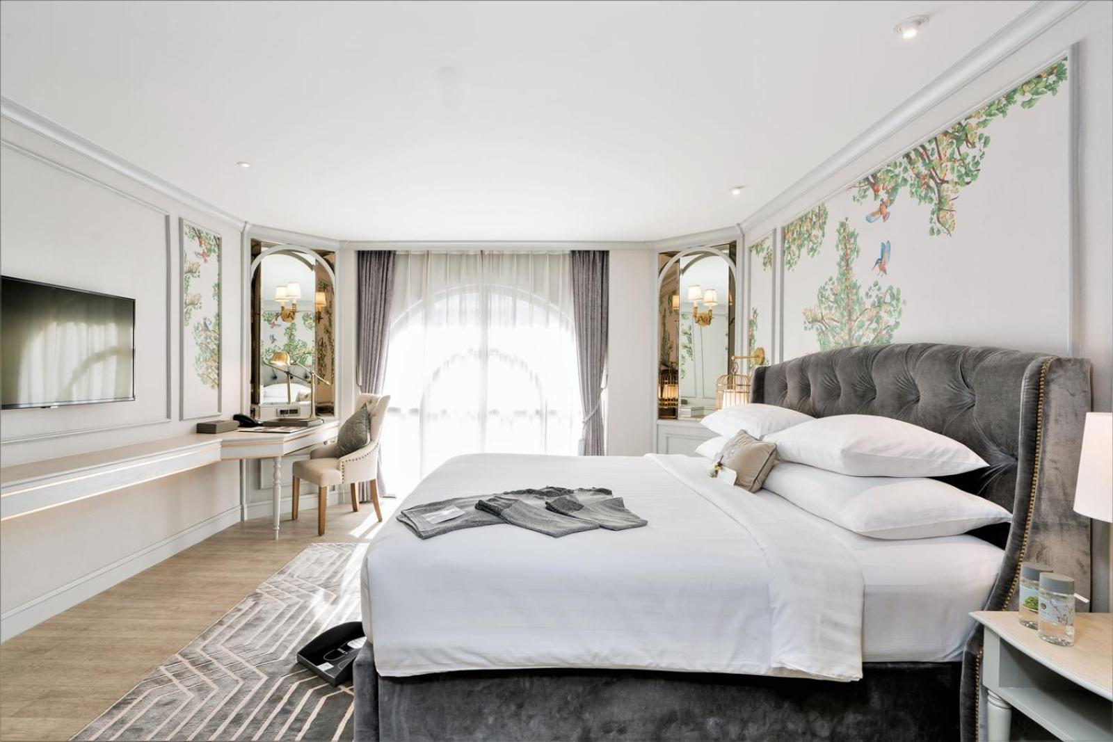 The Living Suite photo 2