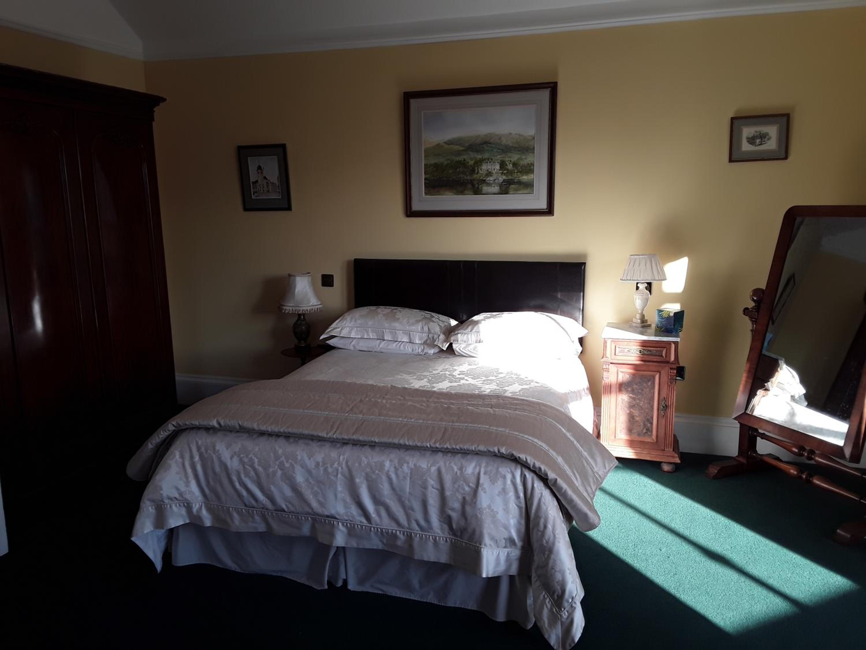 Deluxe Double Room with Shower photo 2
