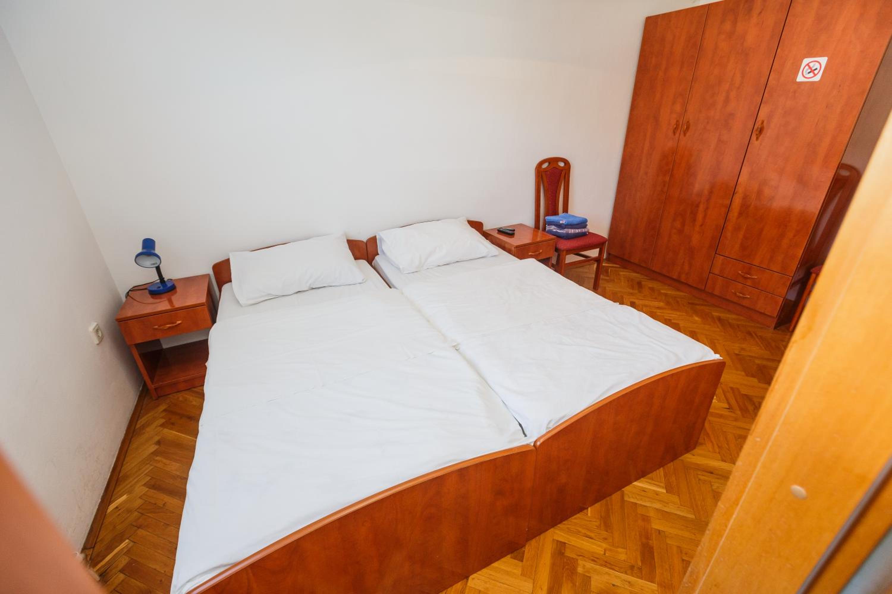 Double or Twin Room photo 3