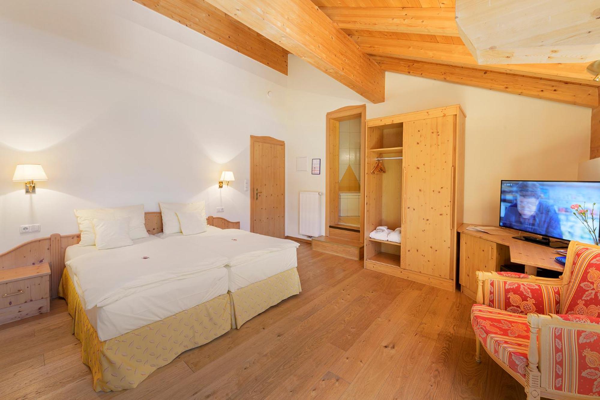 Double Room - Photo 4