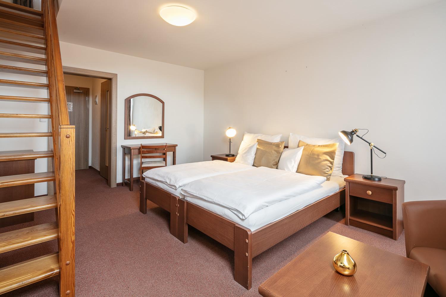 Deluxe Quadruple Room - Photo 1
