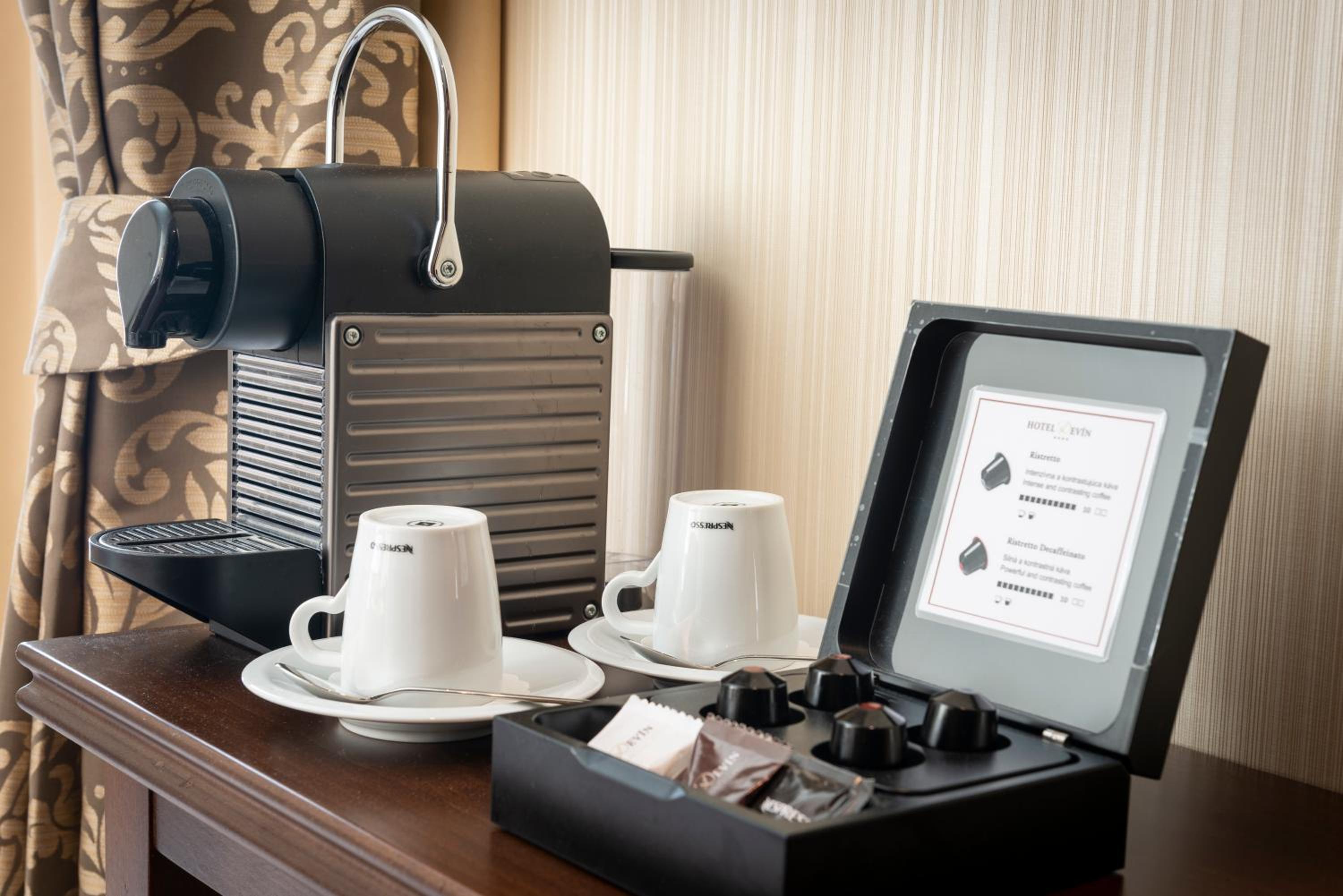 Junior Suite with Terrace - Photo 6