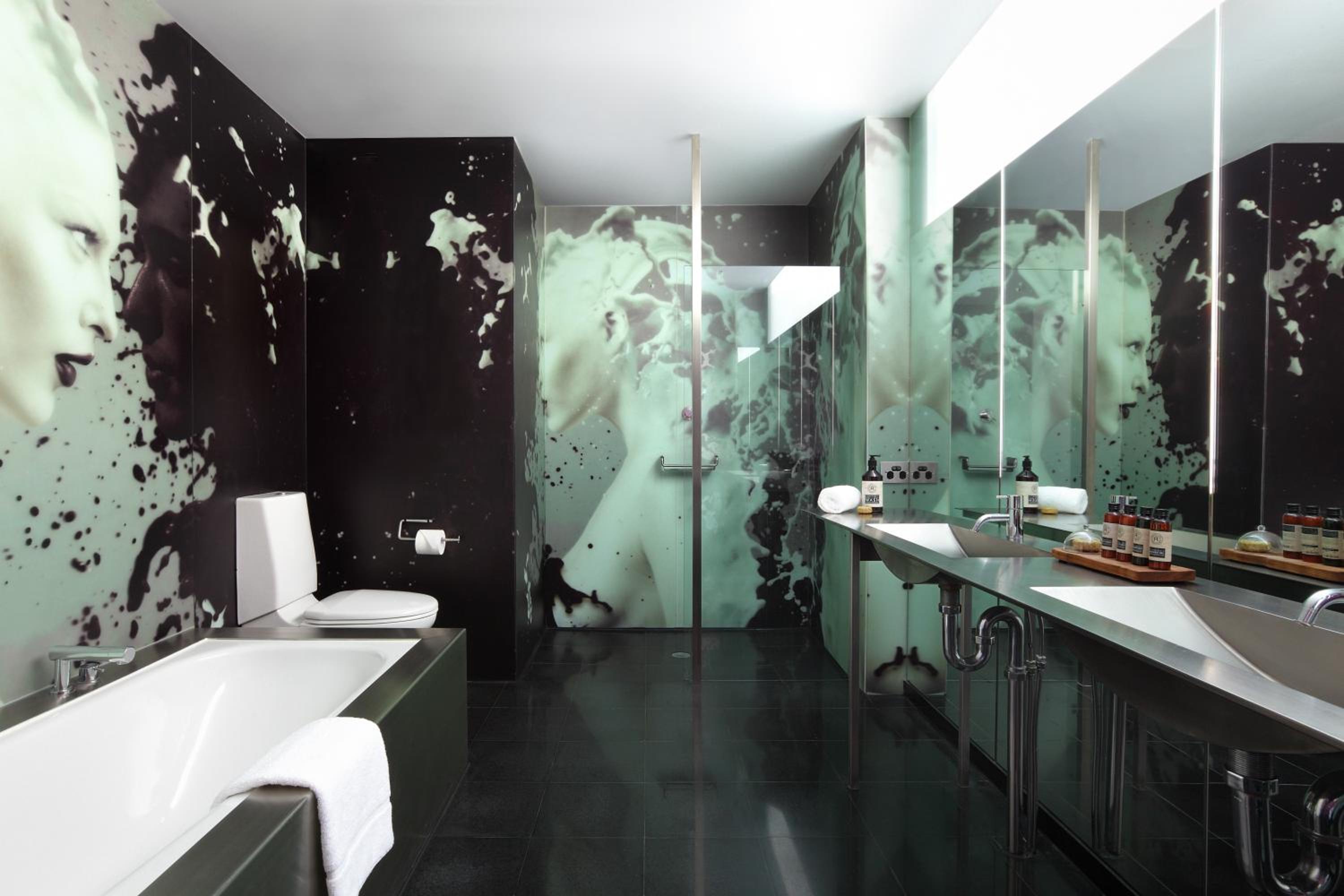 Executive Suite - Photo 5