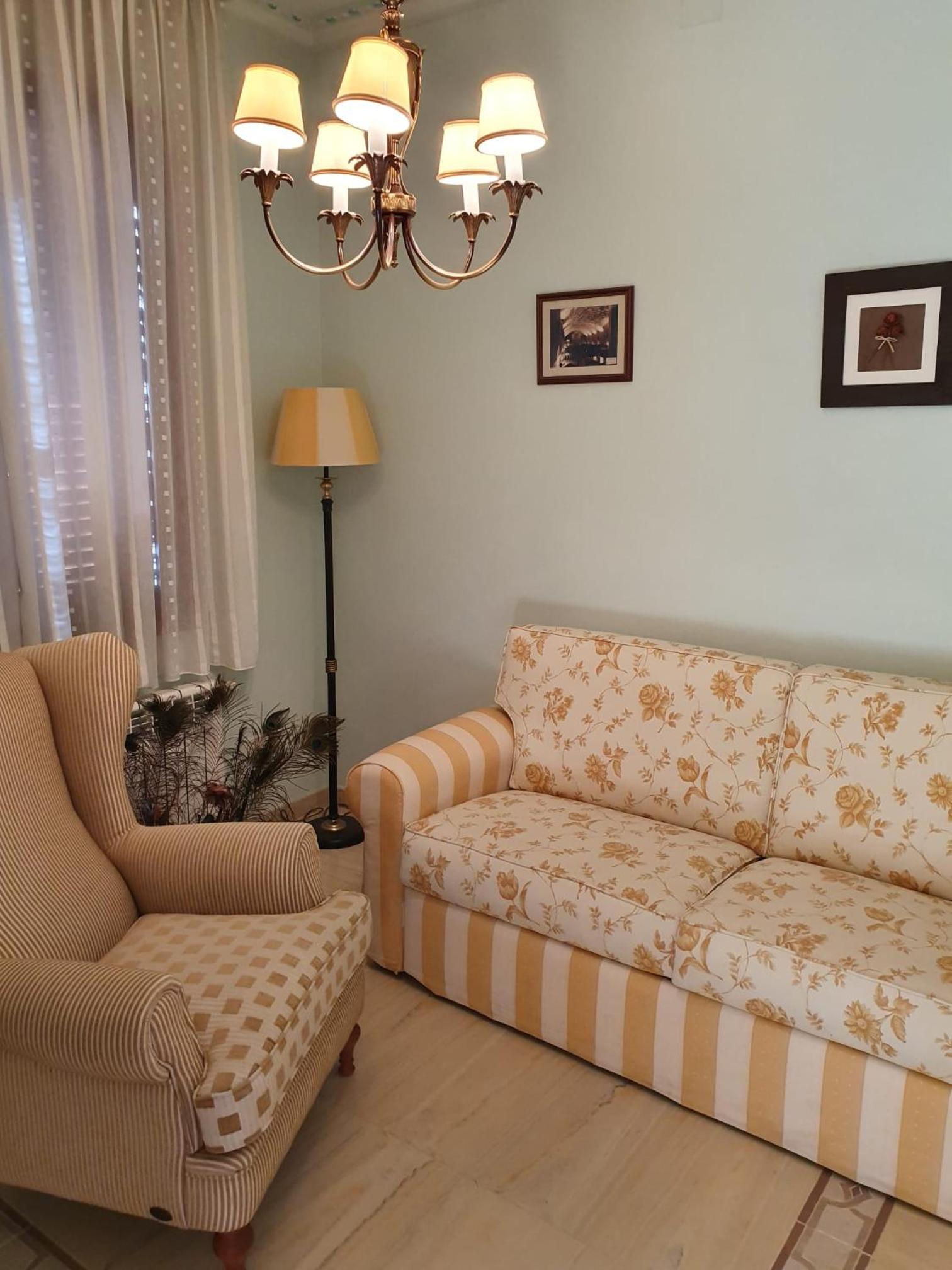 Casa de cuatro habitaciones