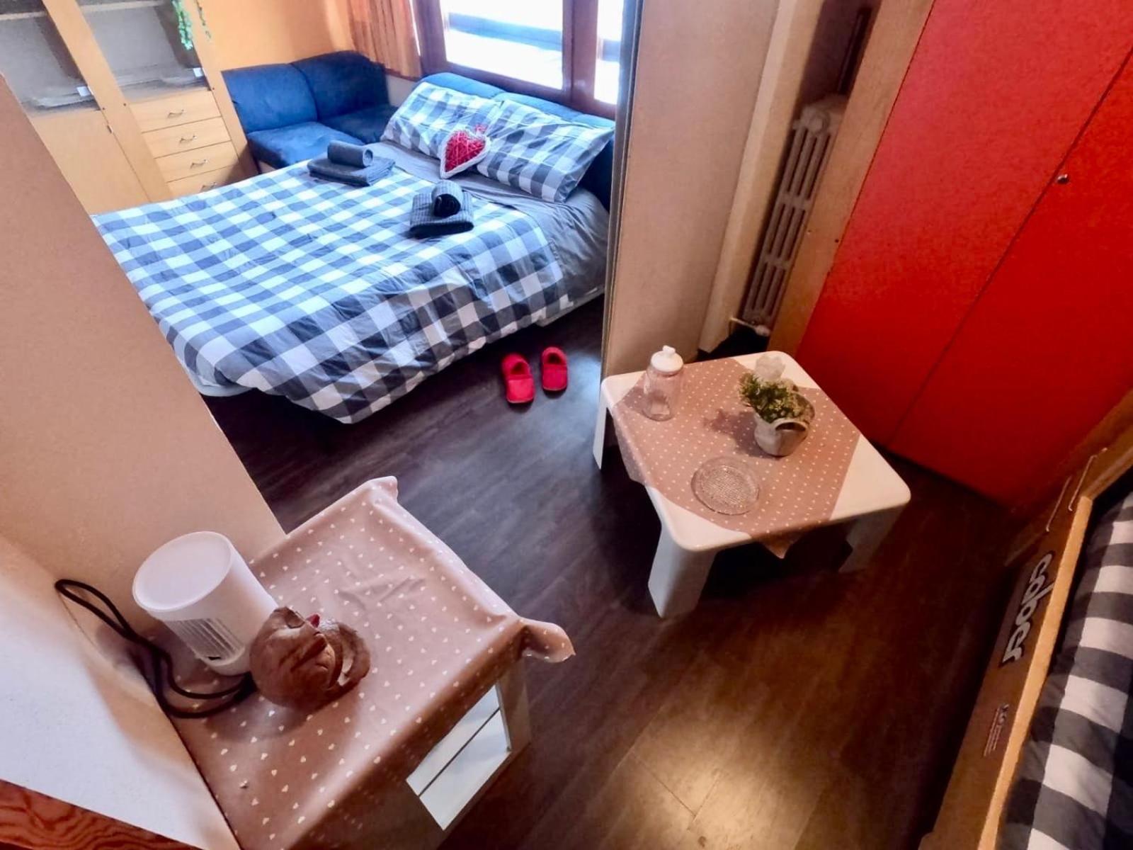 Studio Apartment - Photo 33