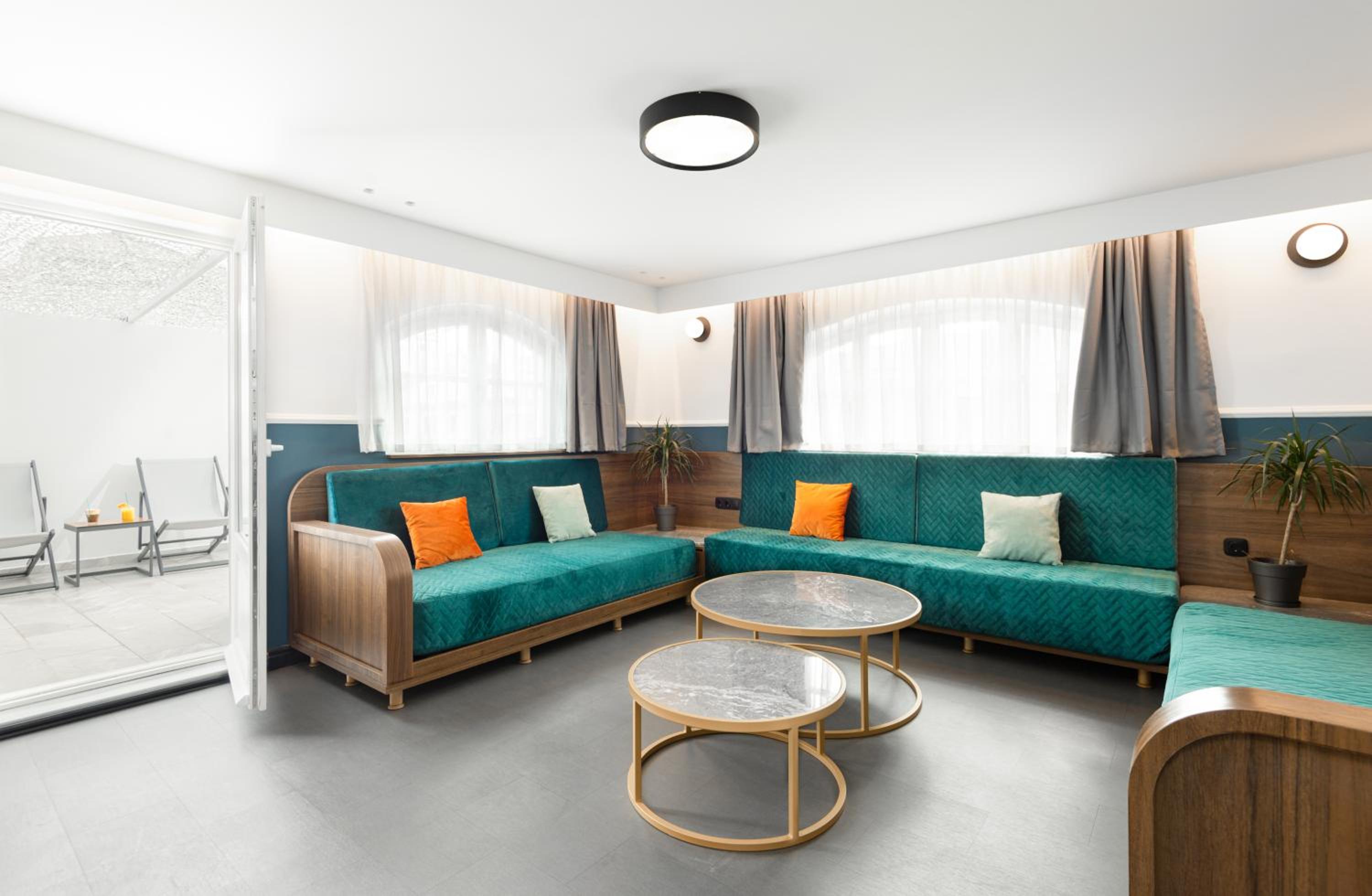King Suite with Terrace & Jacuzzi photo 2