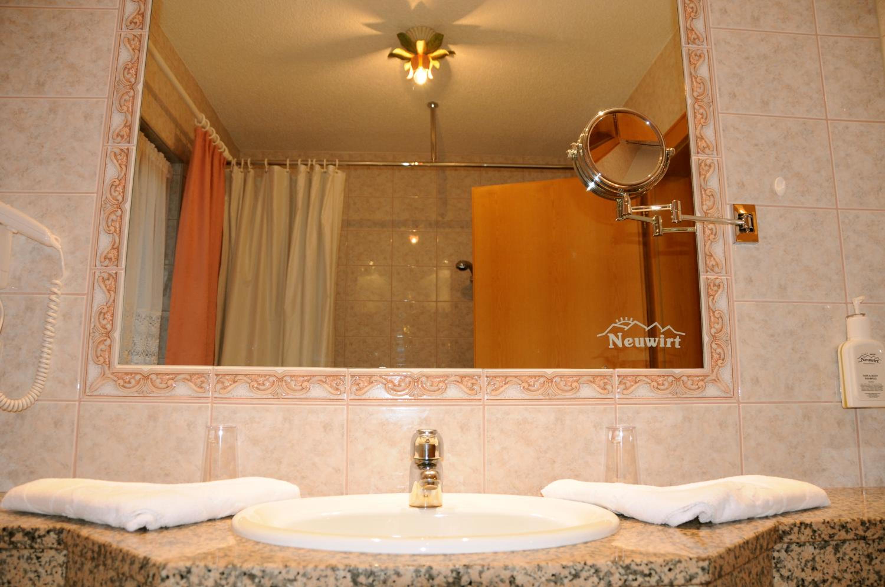 Junior Suite with Balcony photo 3