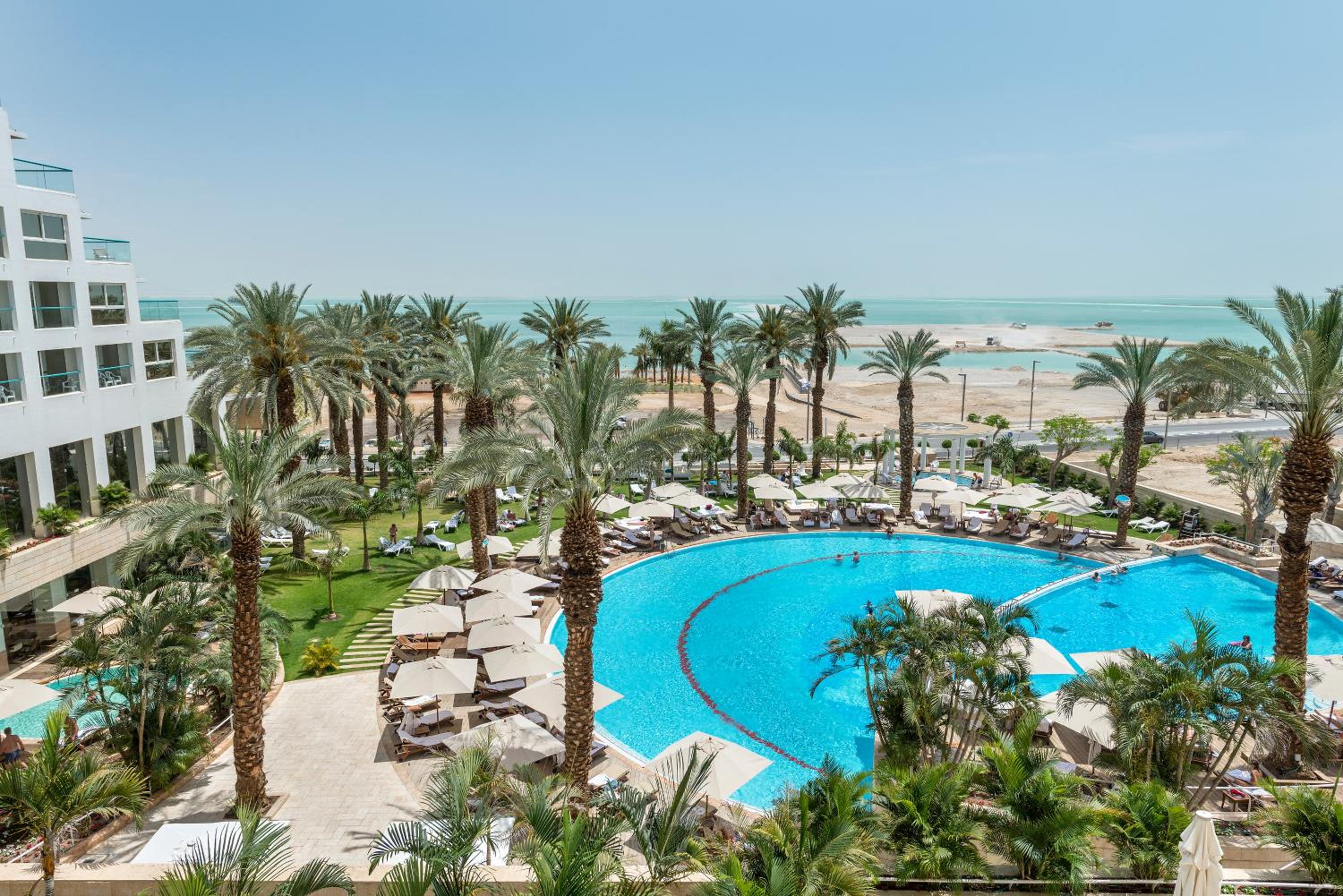 Room with Dead Sea & Pool-View - Photo 2