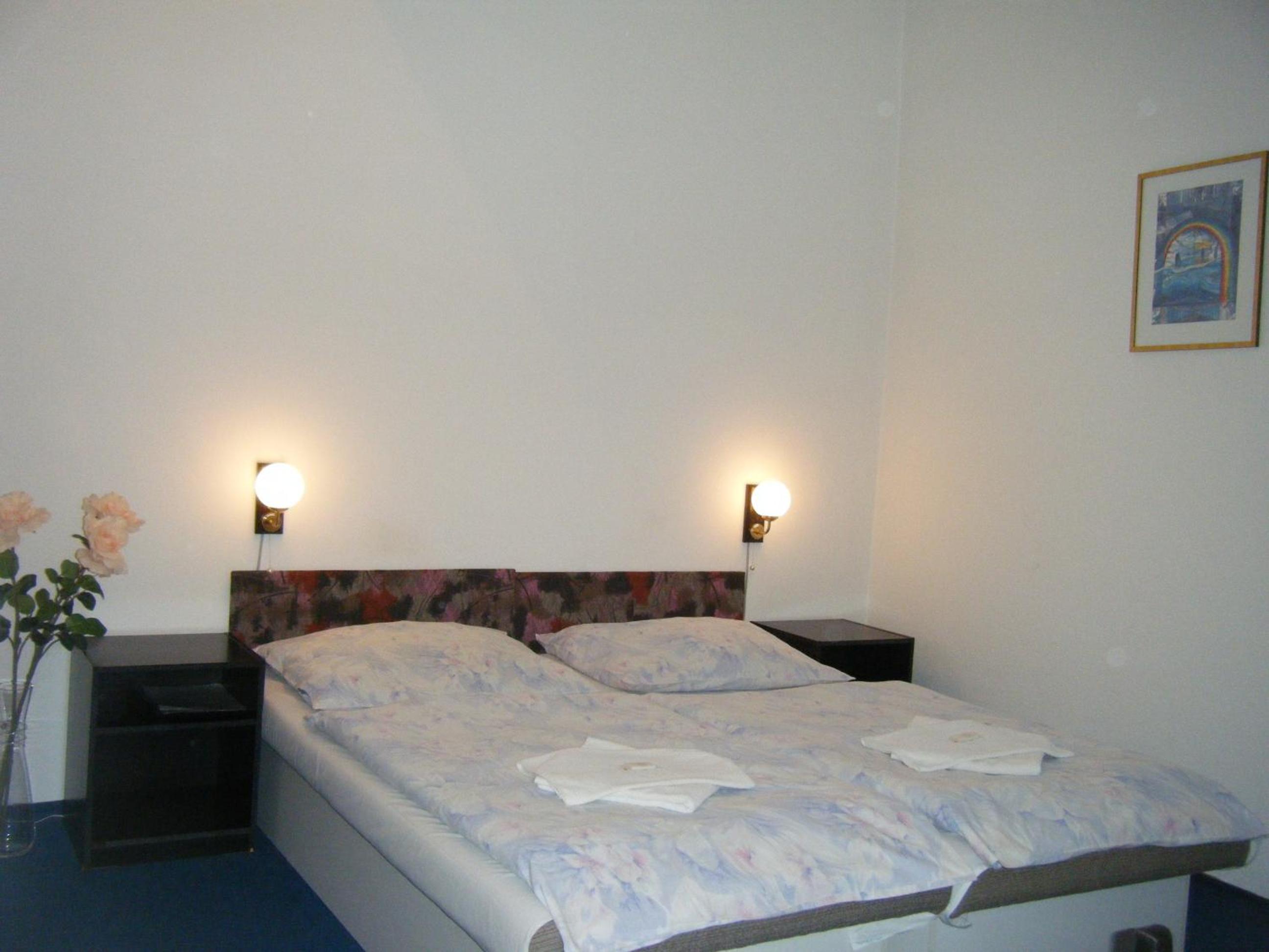 Triple Room - Photo 10