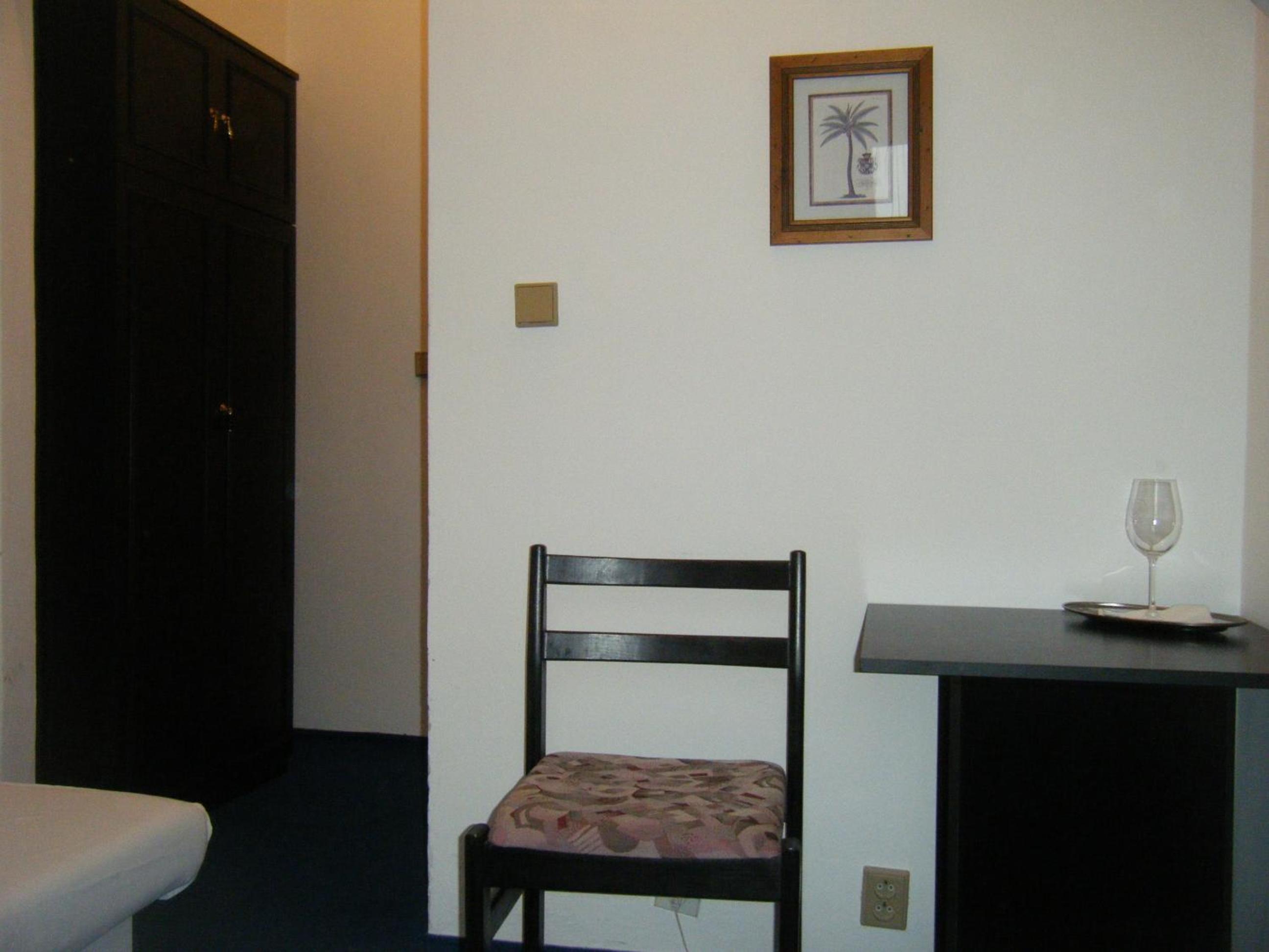 Economy Single Room