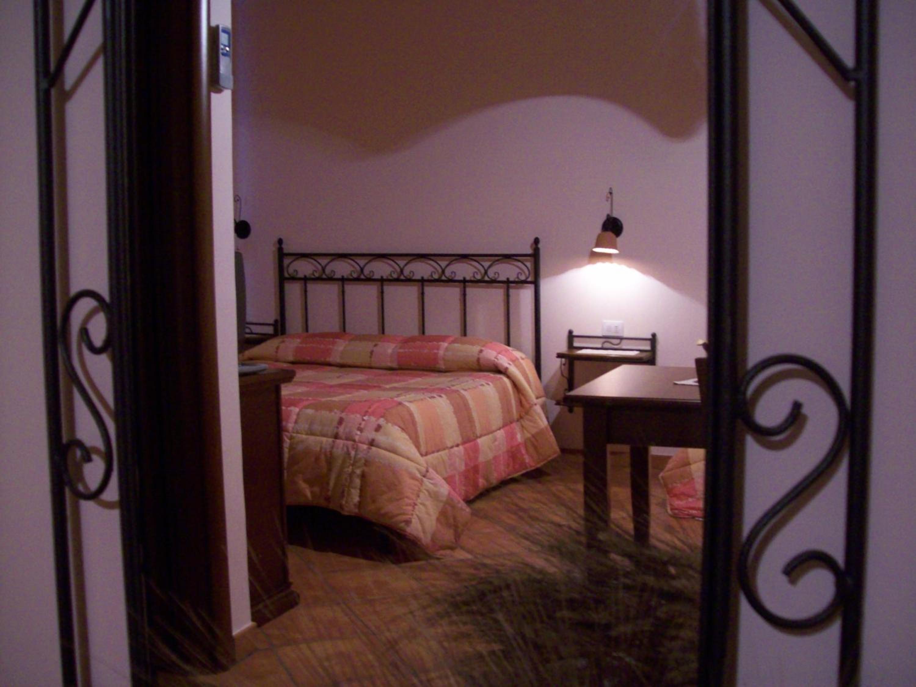 Triple Room with Private Bathroom photo 1