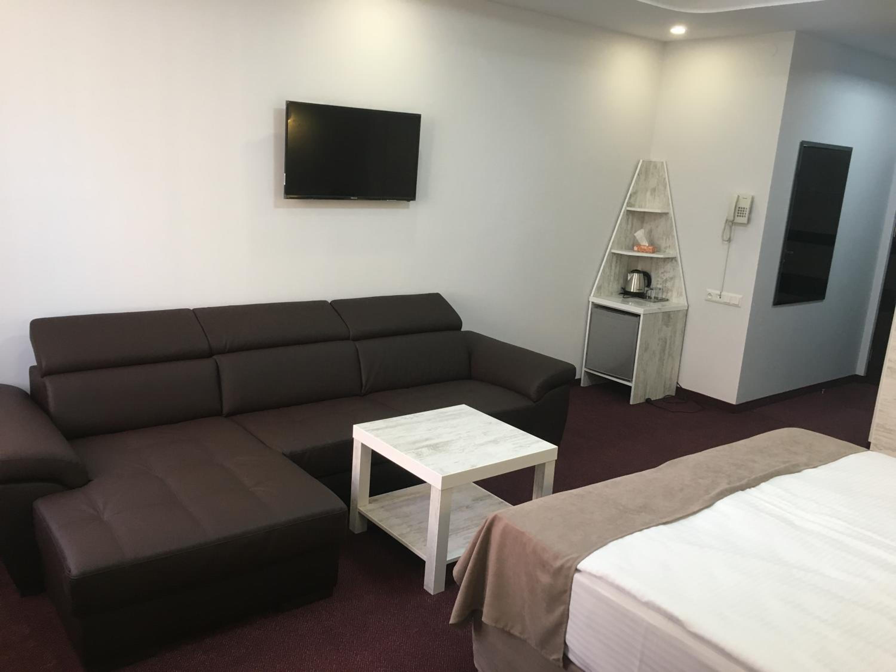 Executive Triple Room photo 3