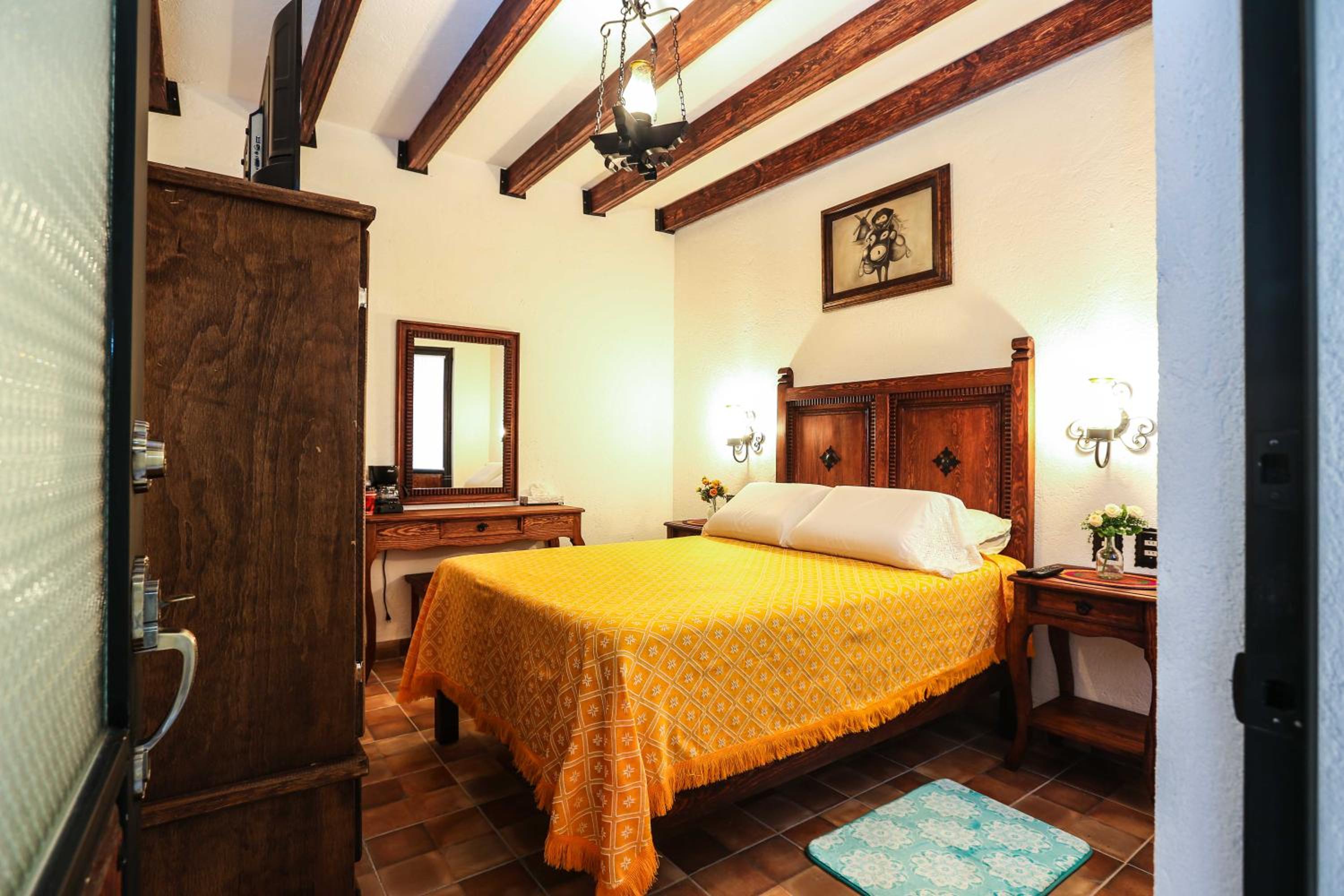 Economy Double Room - Photo 1