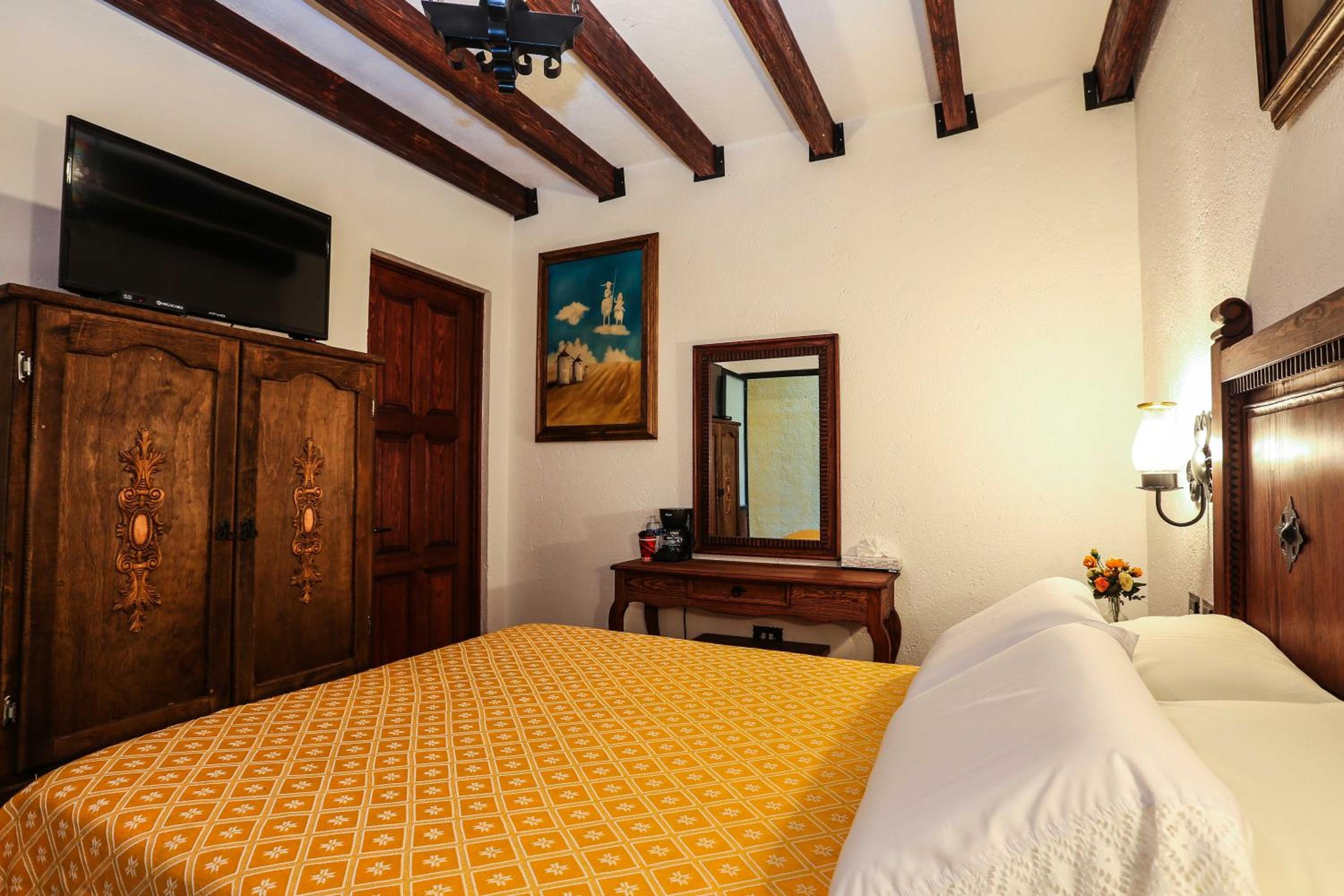 Economy Double Room - Photo 3