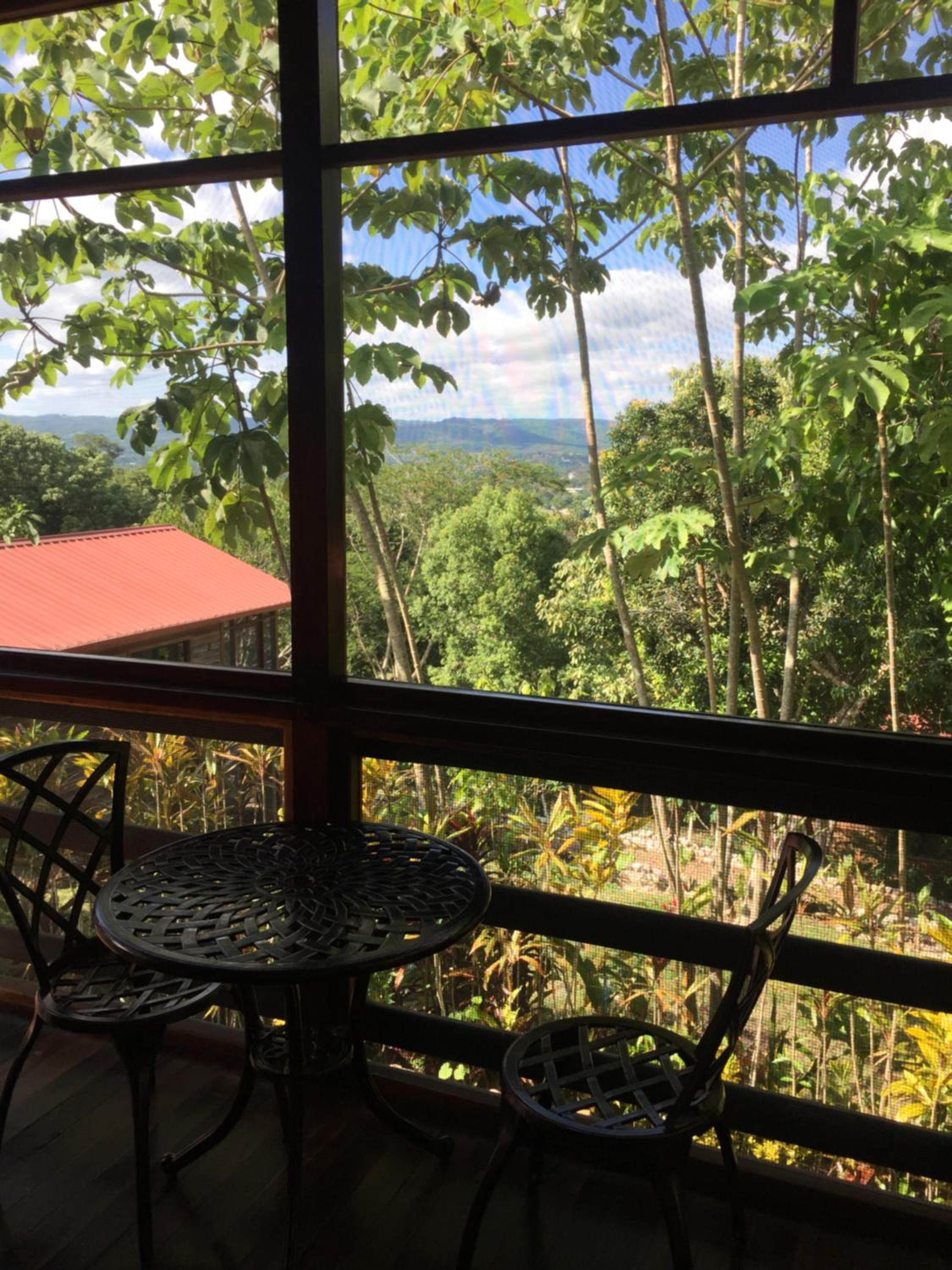Hilltop Tree Level Cabana  photo 3