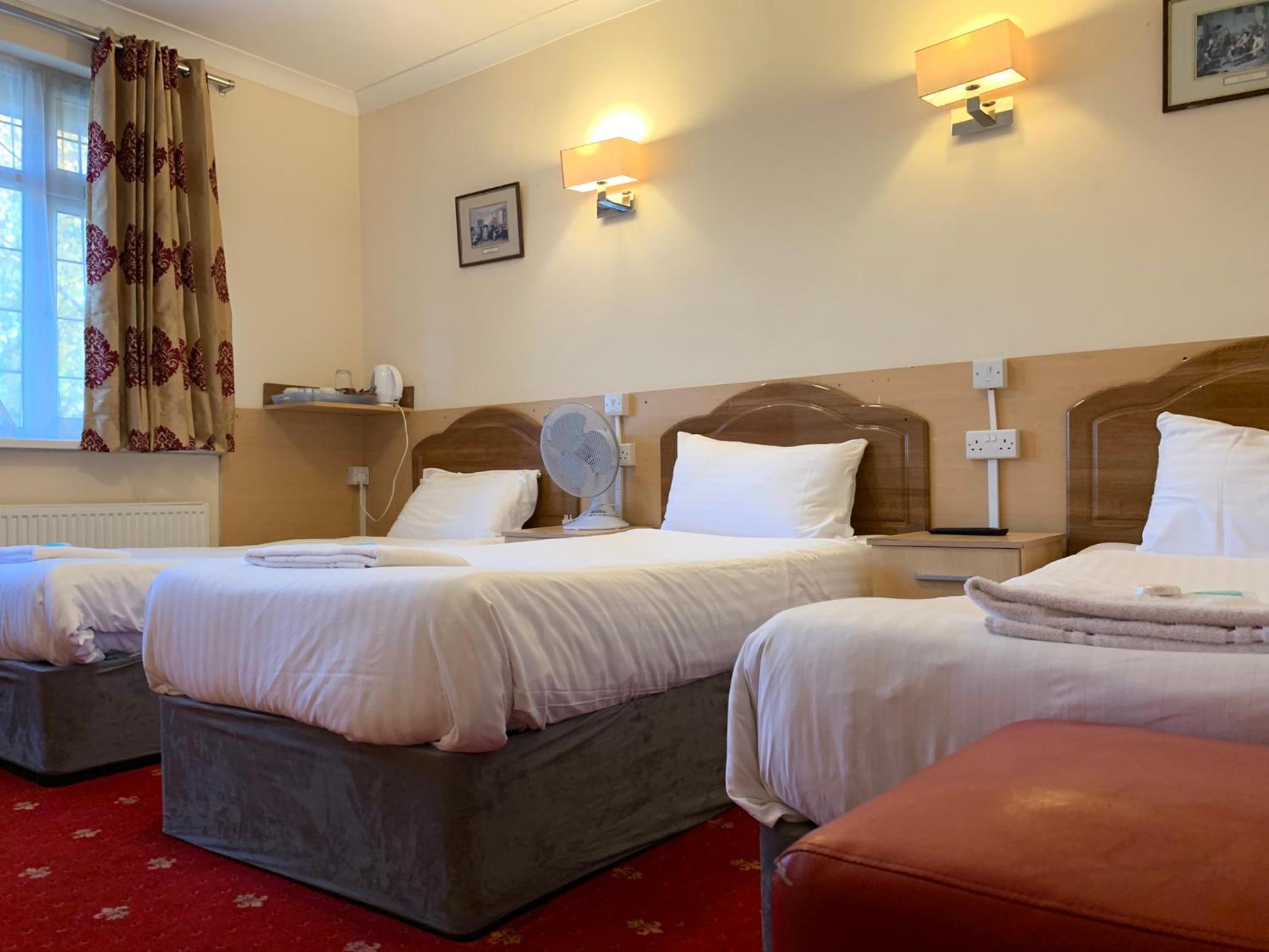 Triple Room - Photo 1