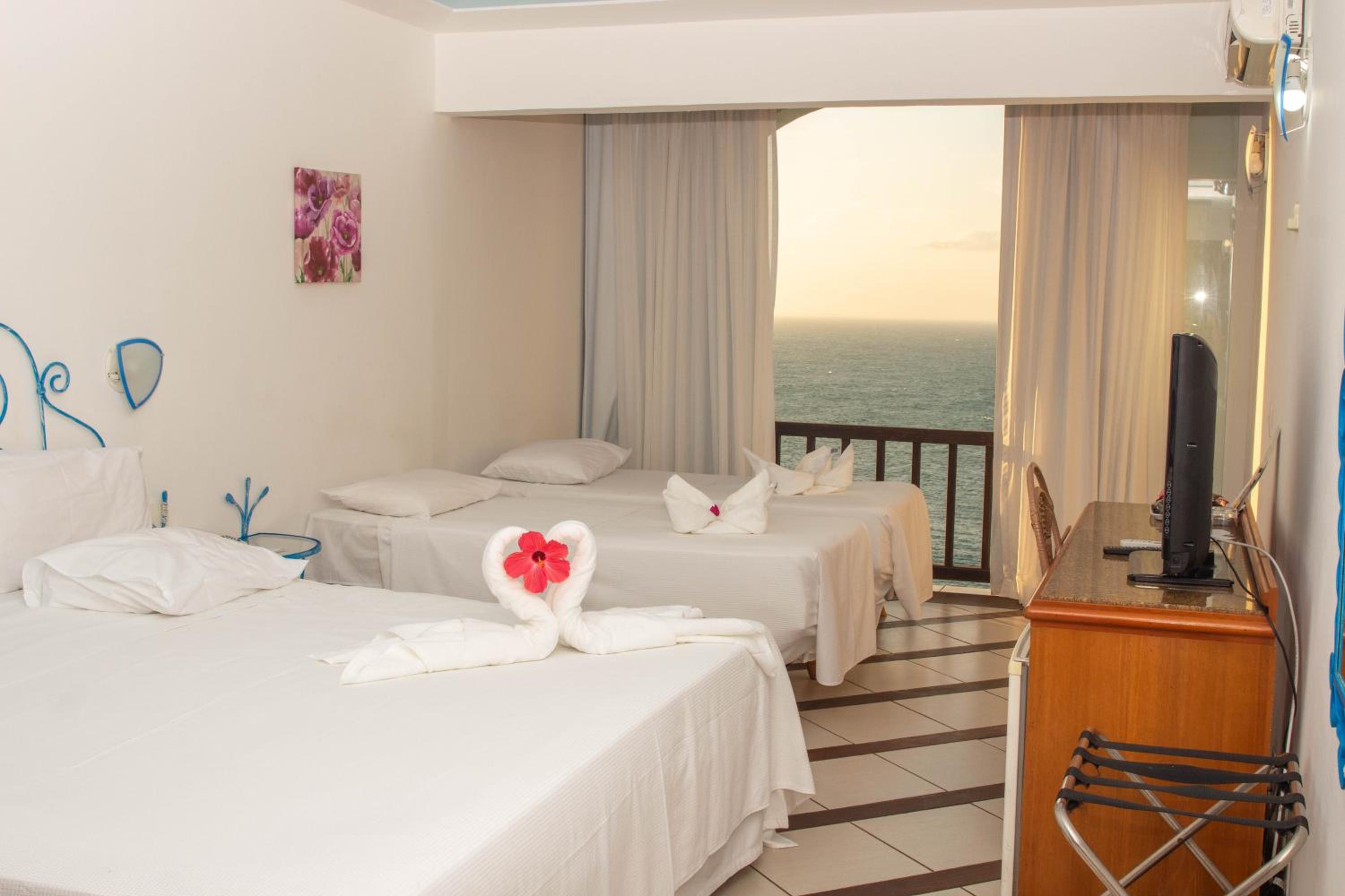 Family Suite with Sea View (3 Adults)