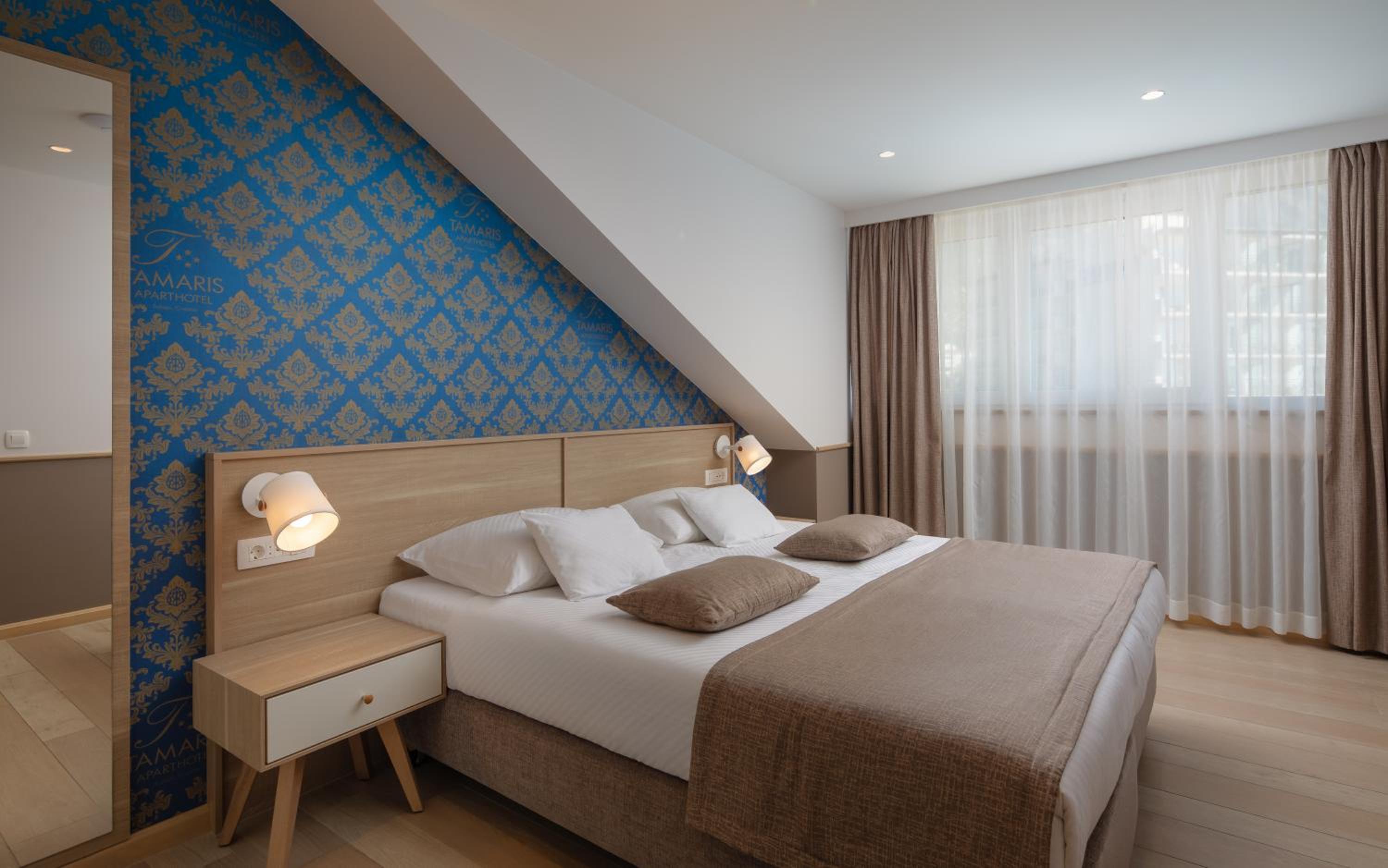 Economy Double or Twin Room with Mountain View - Attic