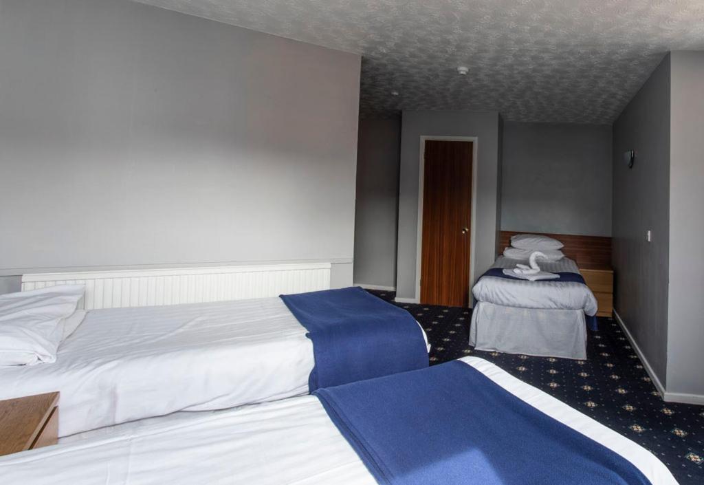 Triple Room - Photo 6