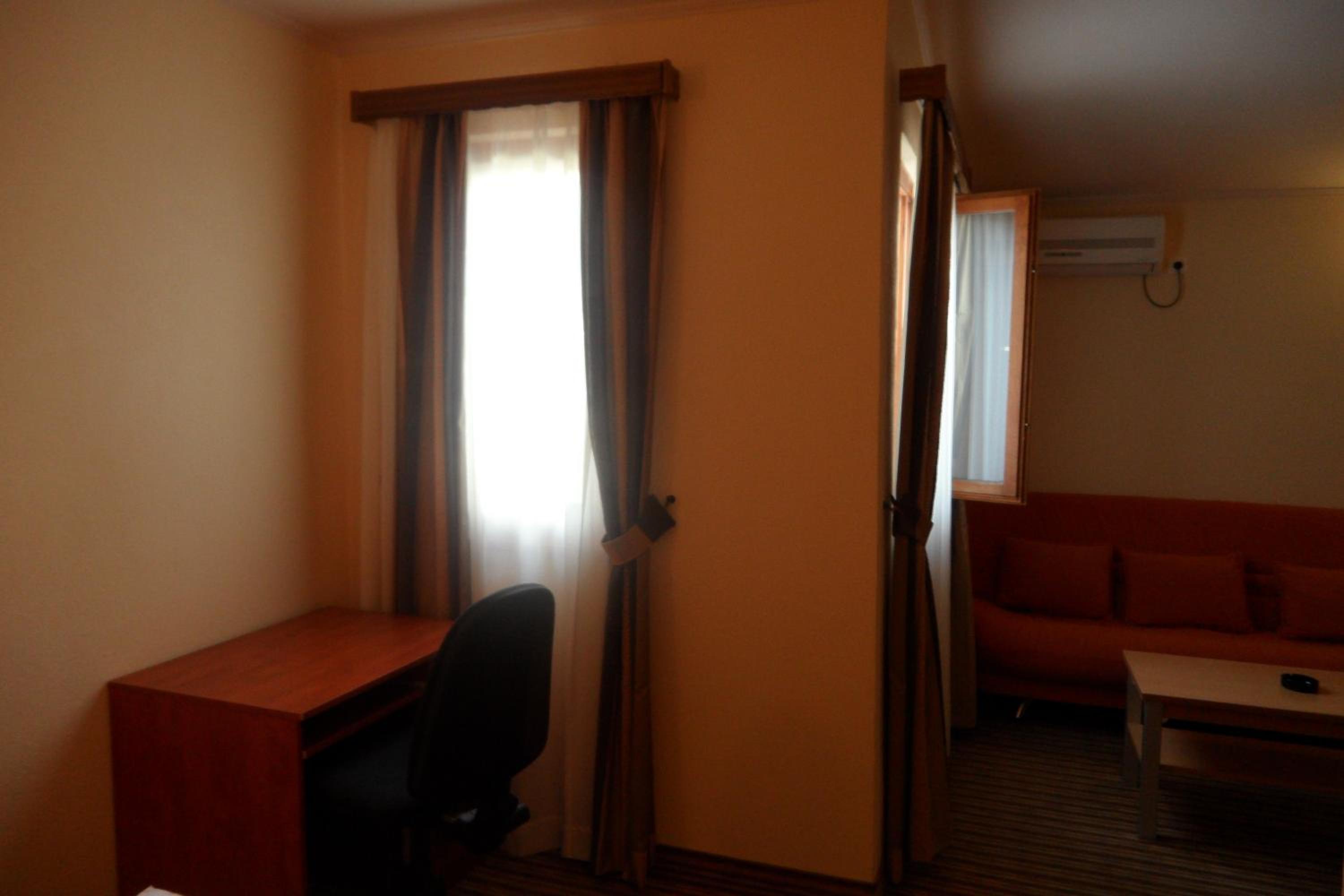 Economy Double Room - Photo 3