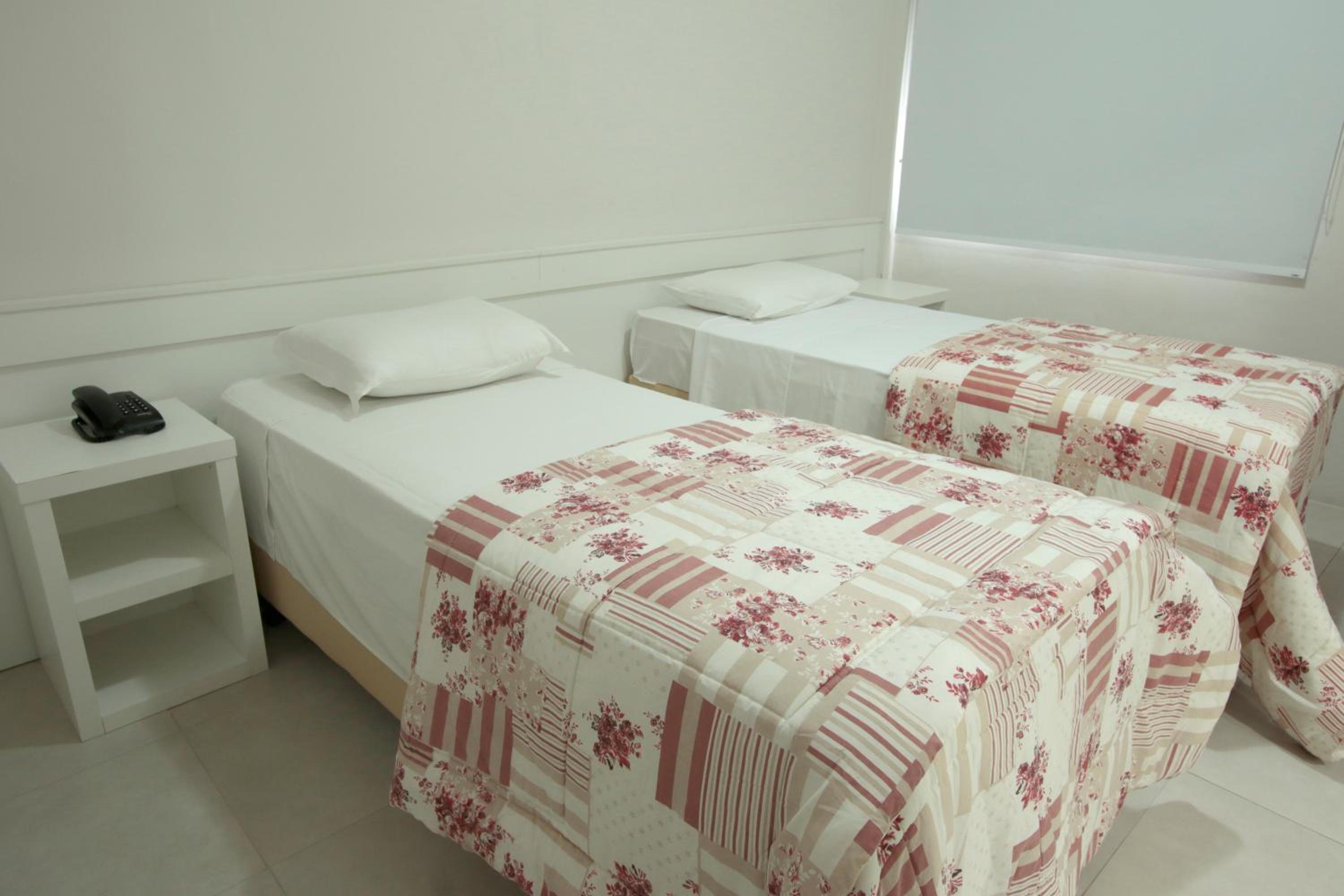 Deluxe Twin Room photo 2